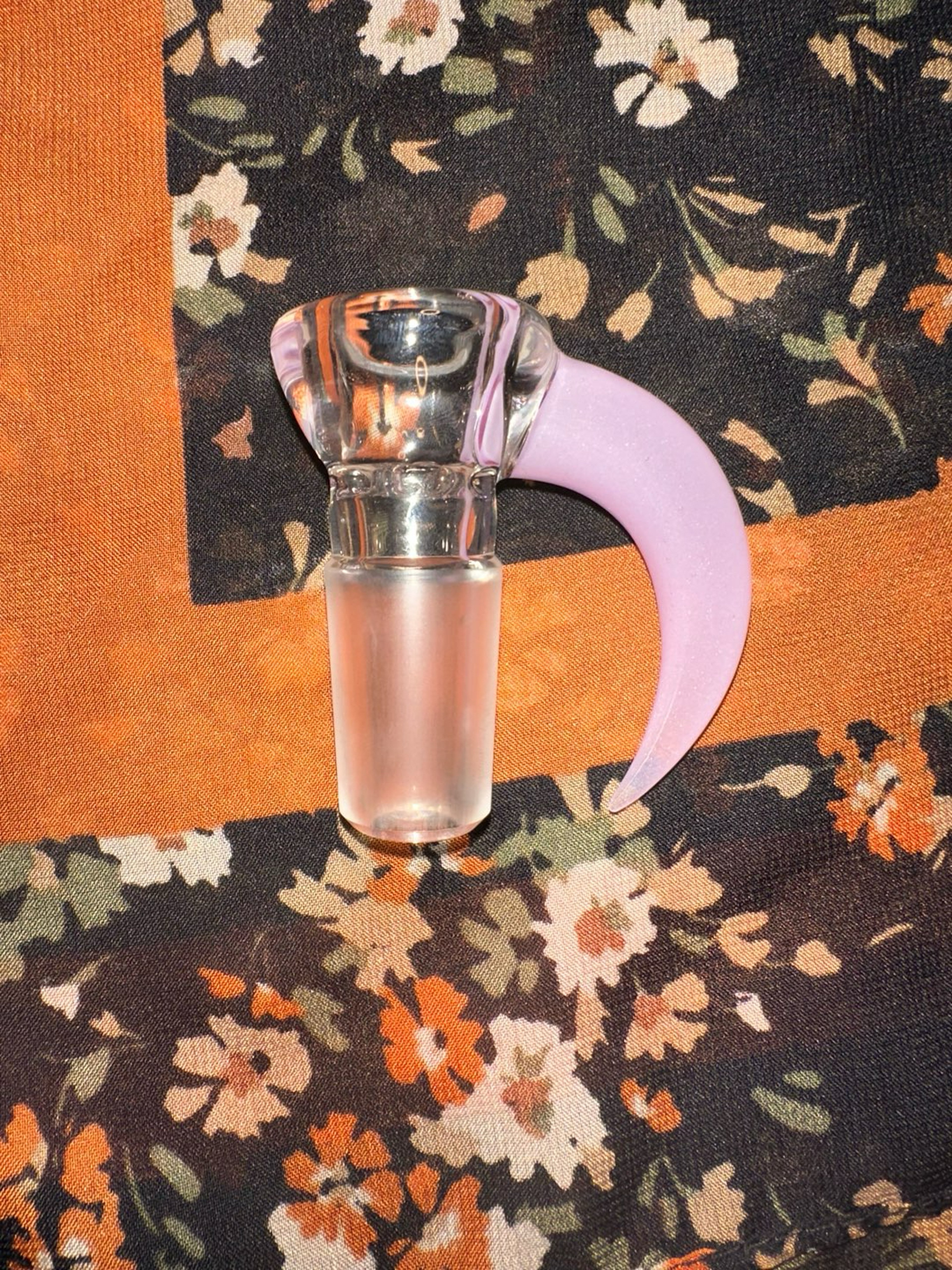 Preview pic of Sovereignty 18mm 4 Hole Slide Rose Quartz X White Noice