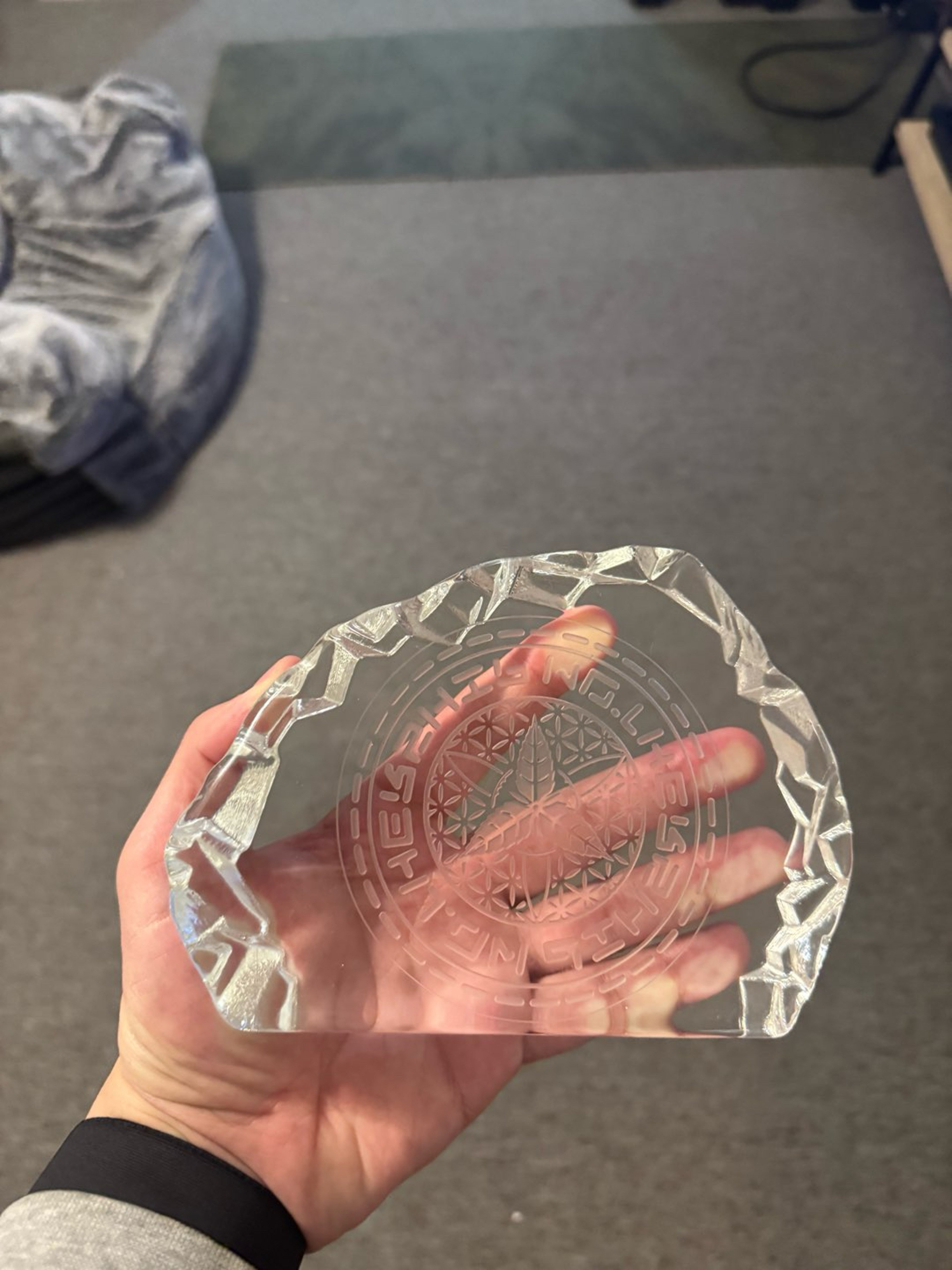 Preview pic of Mothership glass sign NFS