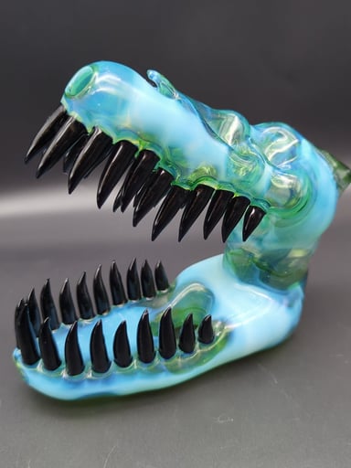 Preview pic of FULL COLOR DINO SKULL SCULPTURE RIG - BY EKA GLASS