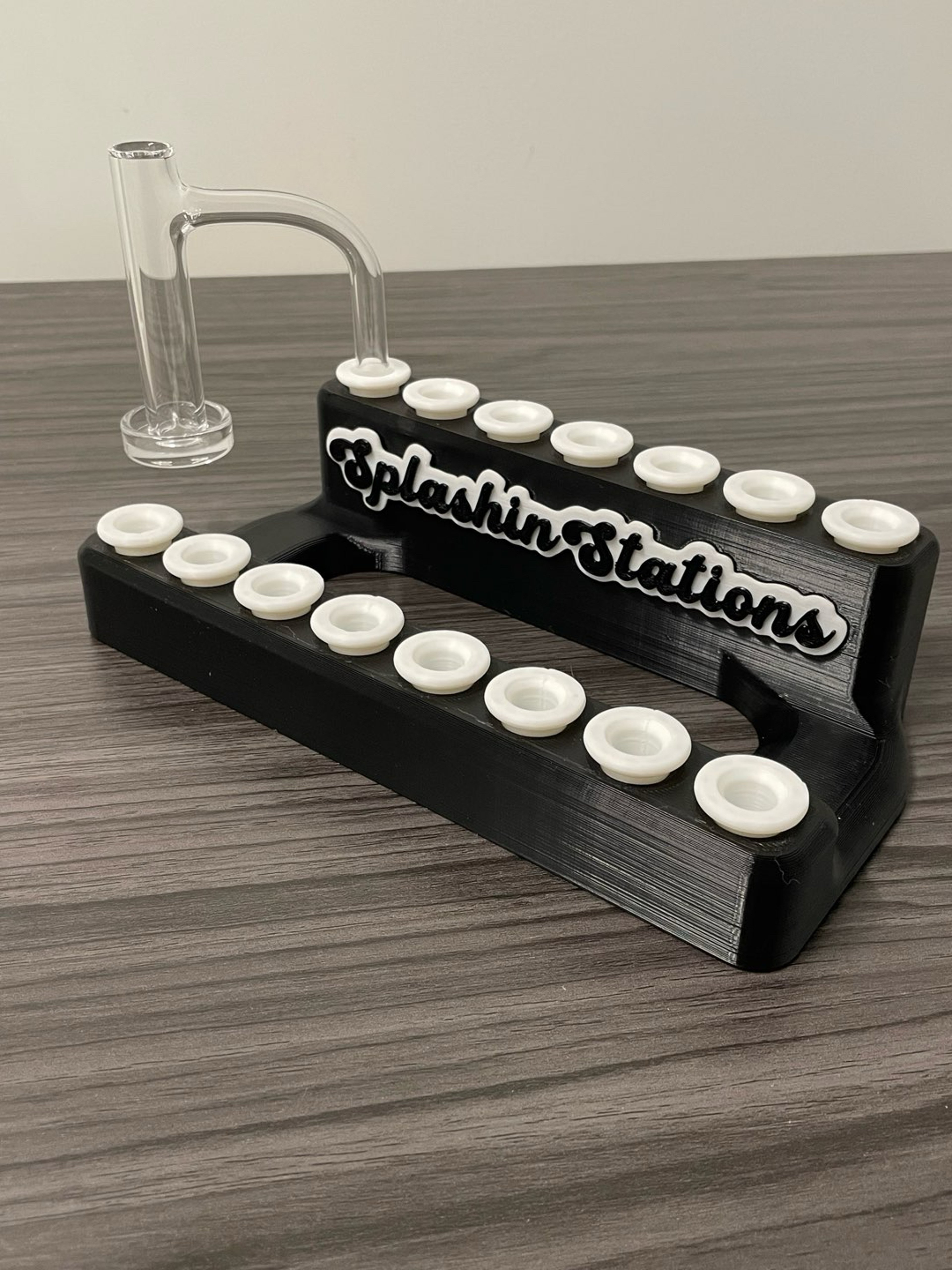 Preview pic of 15x Banger Station - Black / White