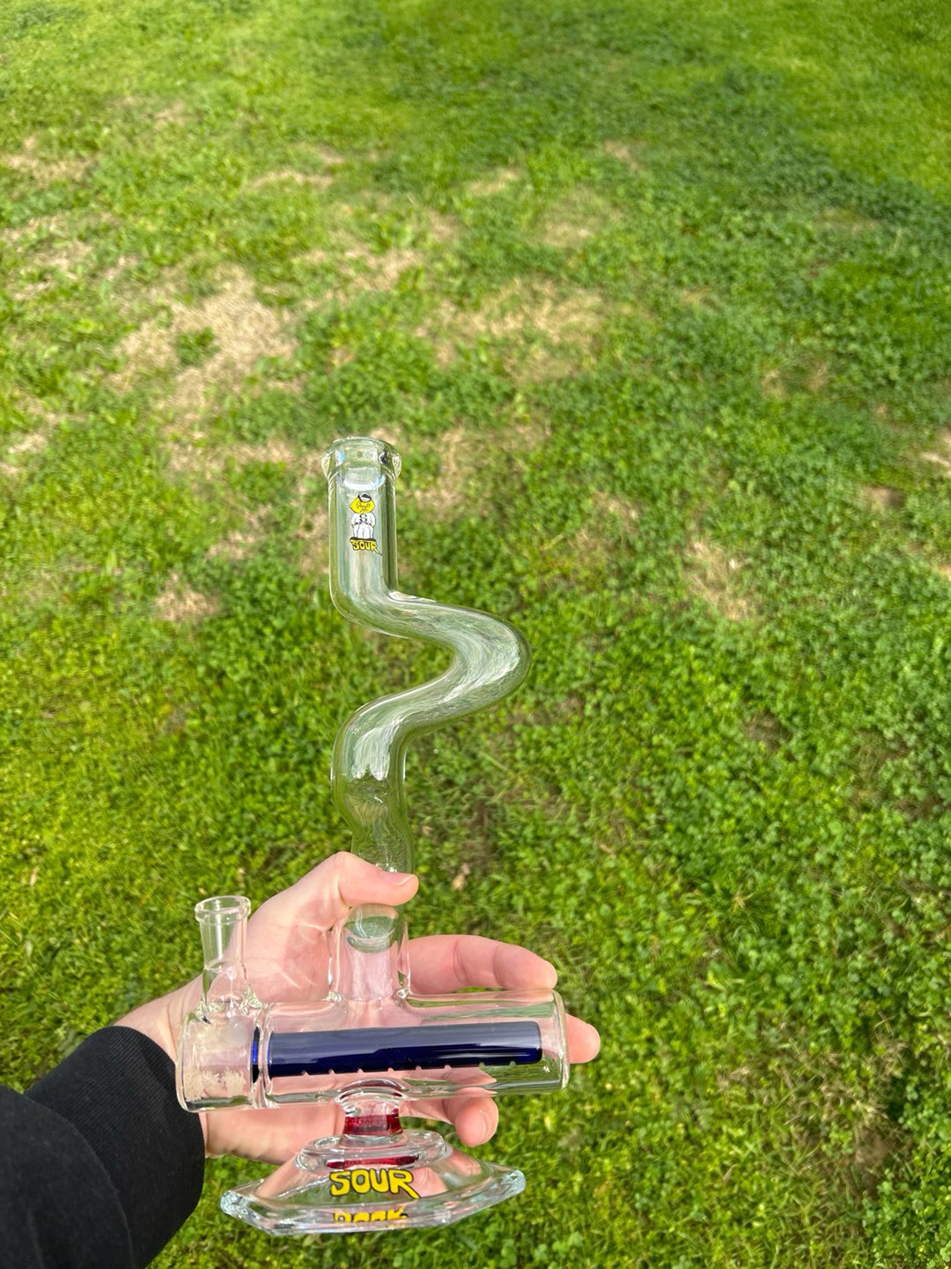 Preview pic of Sour Glass Inline