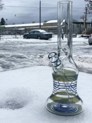 Preview pic of Boss Ross Glass Custom Rig