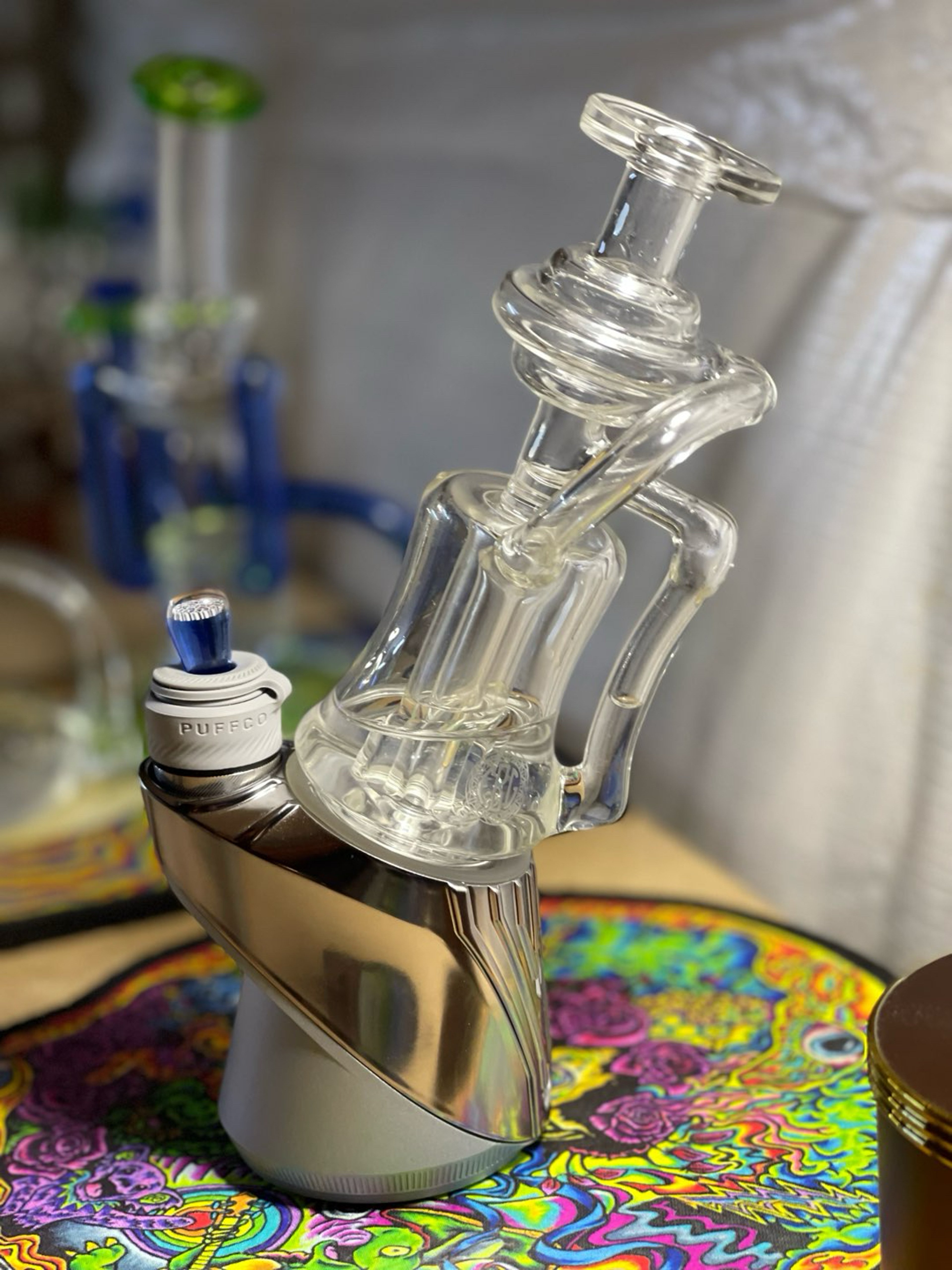 Preview pic of Puffco Guardian w/ Fatboy Layback & Base
