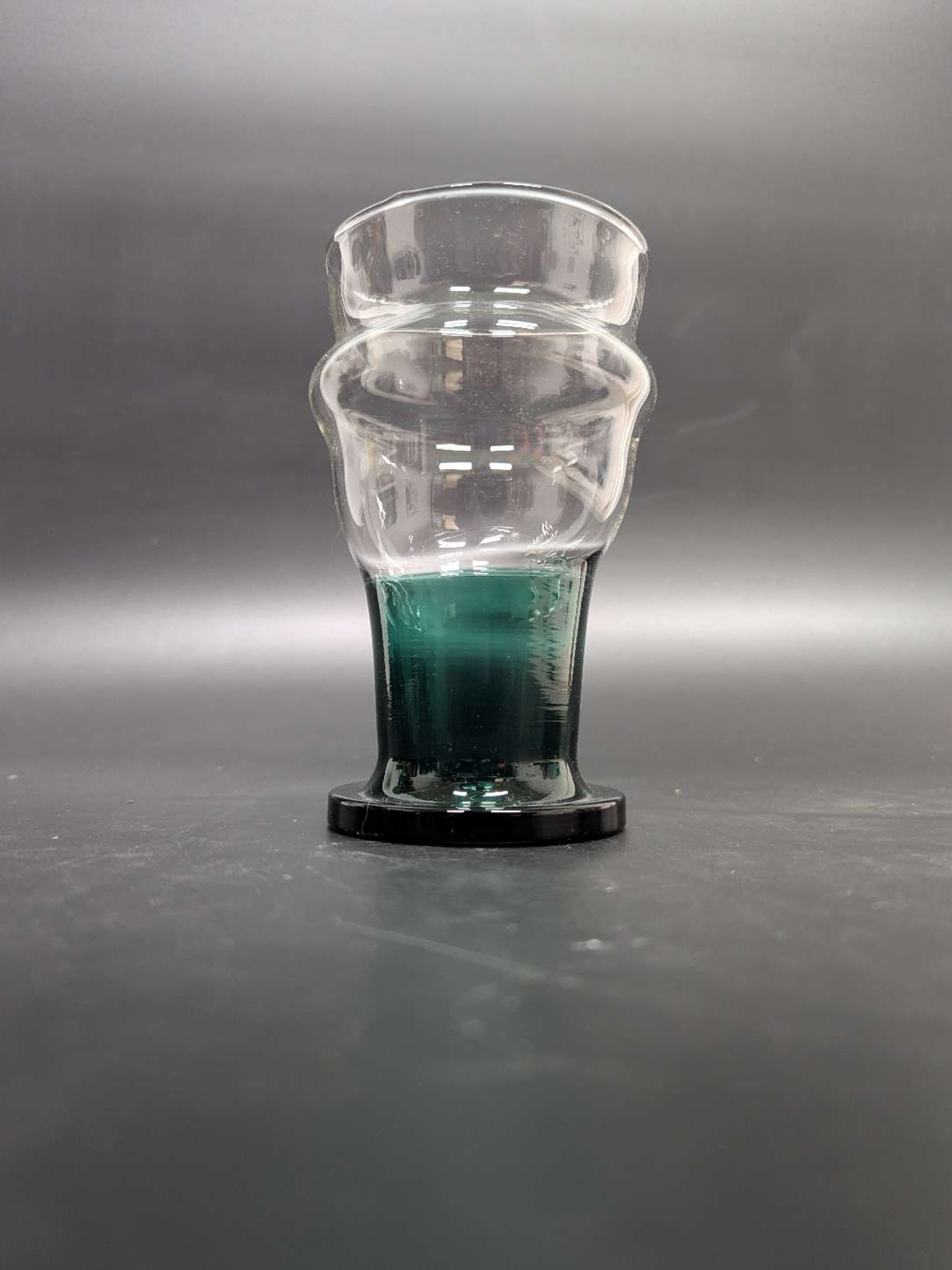 Preview pic of Foti water Teal Pint