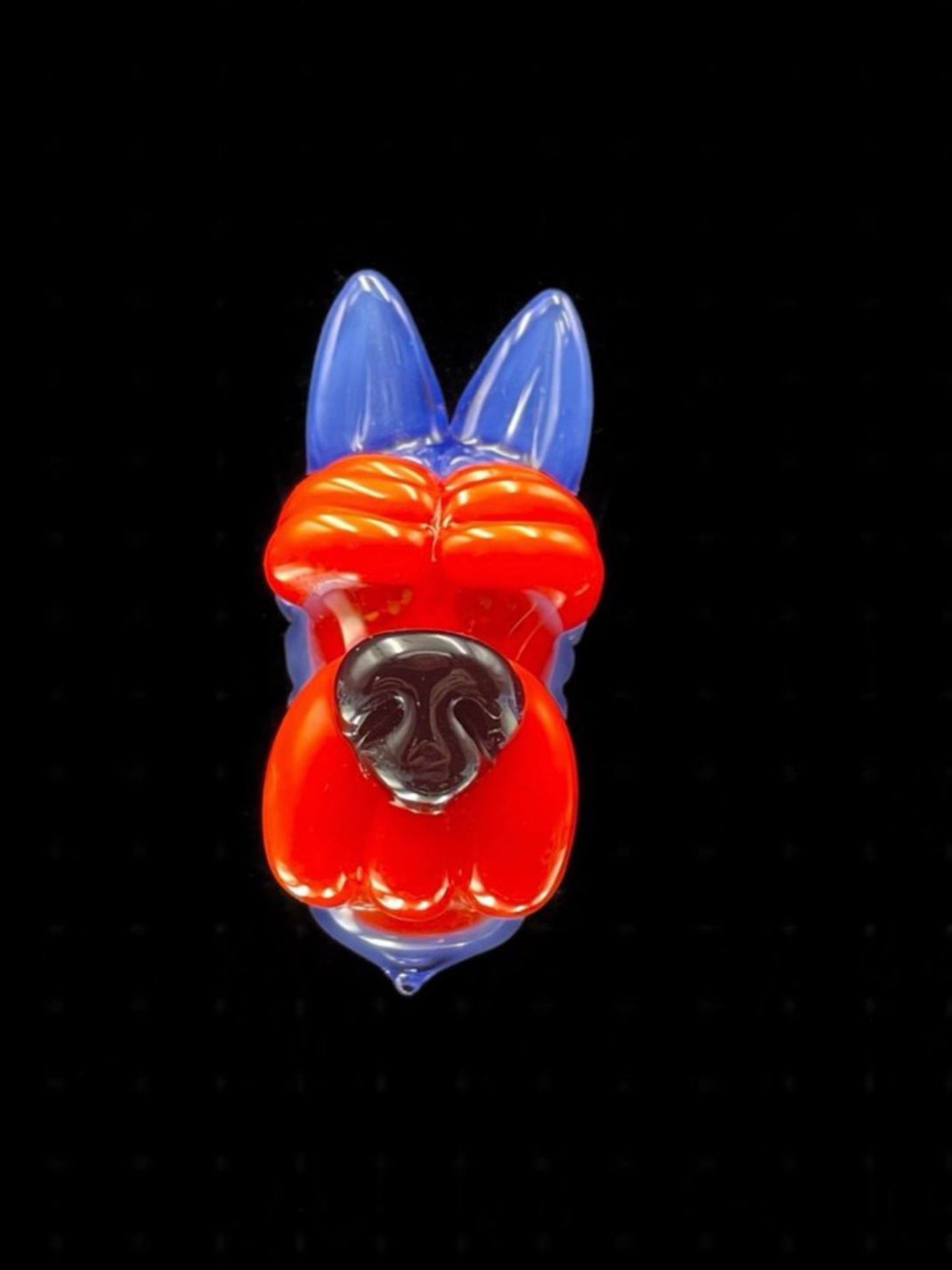 Preview pic of Ryan Kane Closed Mouth Pendant