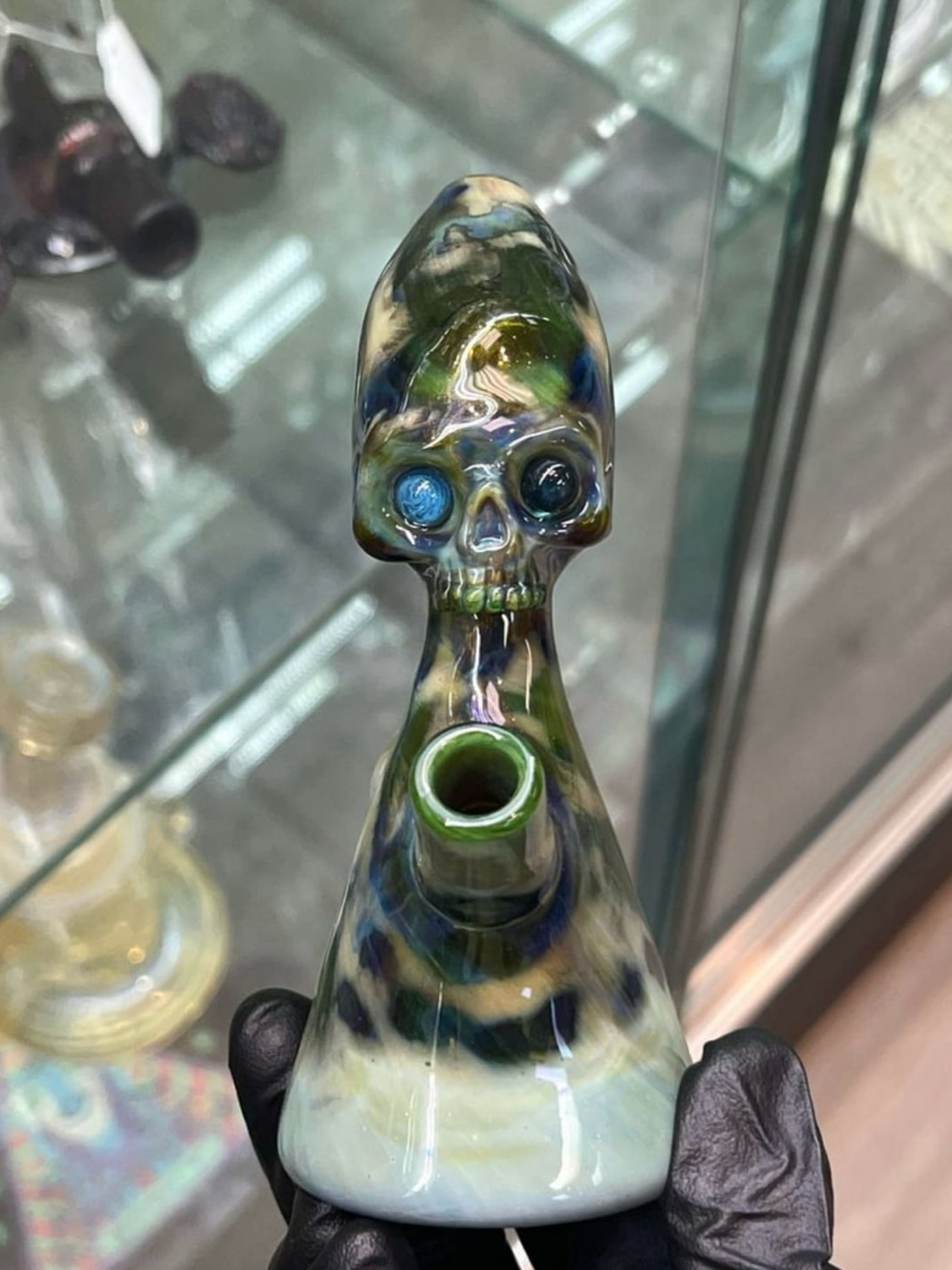Preview pic of Gorgeous Sweeney Glass Jammer