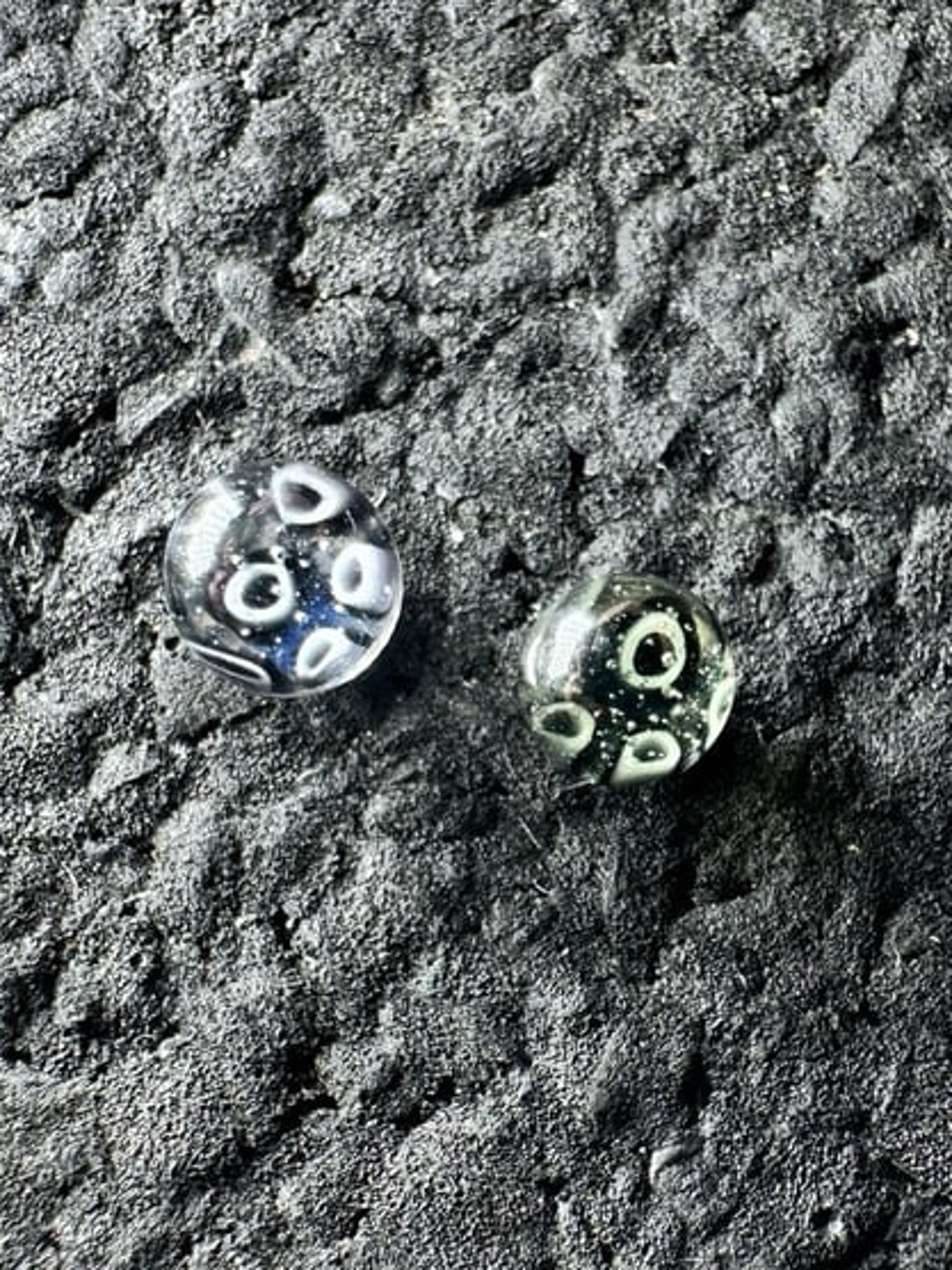 Preview pic of Lic pearls