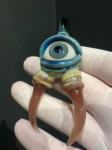 Preview pic of Kyru glass pendant