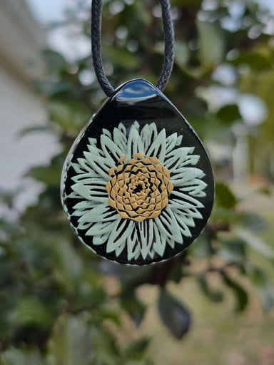 Preview pic of Glow Flower Layered Glow Pendant