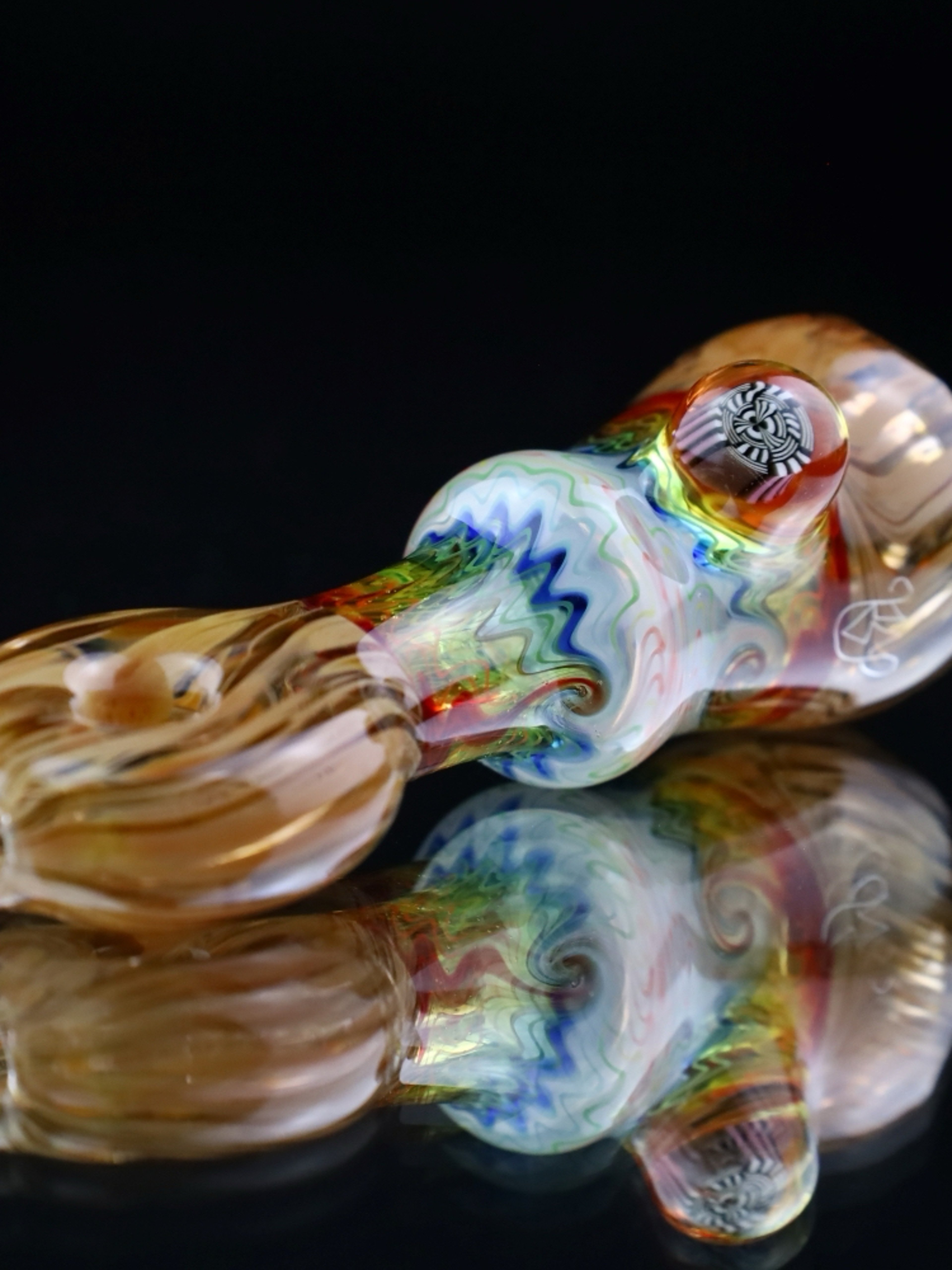 Preview pic of Cowboy Glass UV Rainbow & Wood Grain Faceted Onie