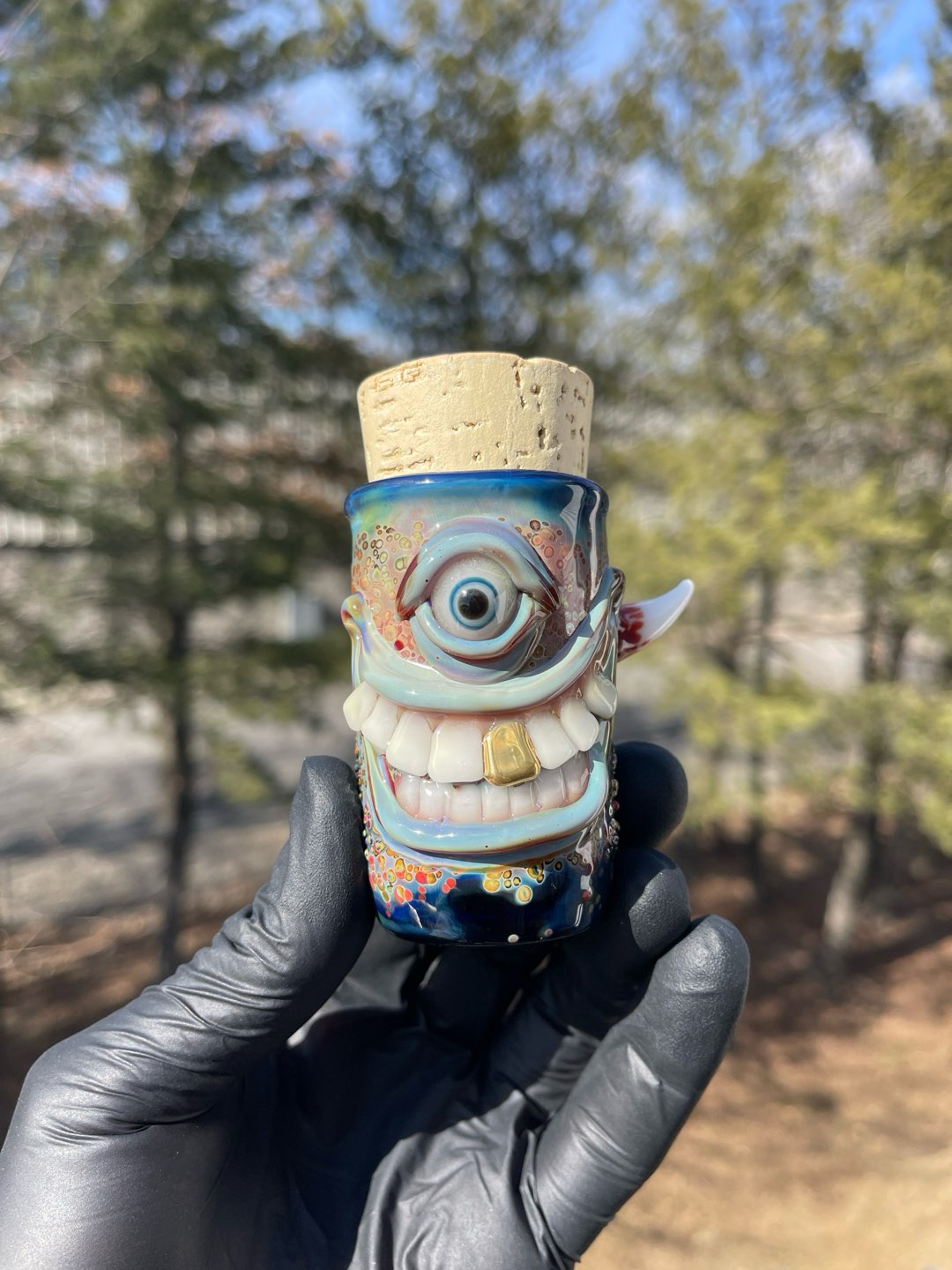 Preview pic of 18kt Gold Tooth Stash Jar