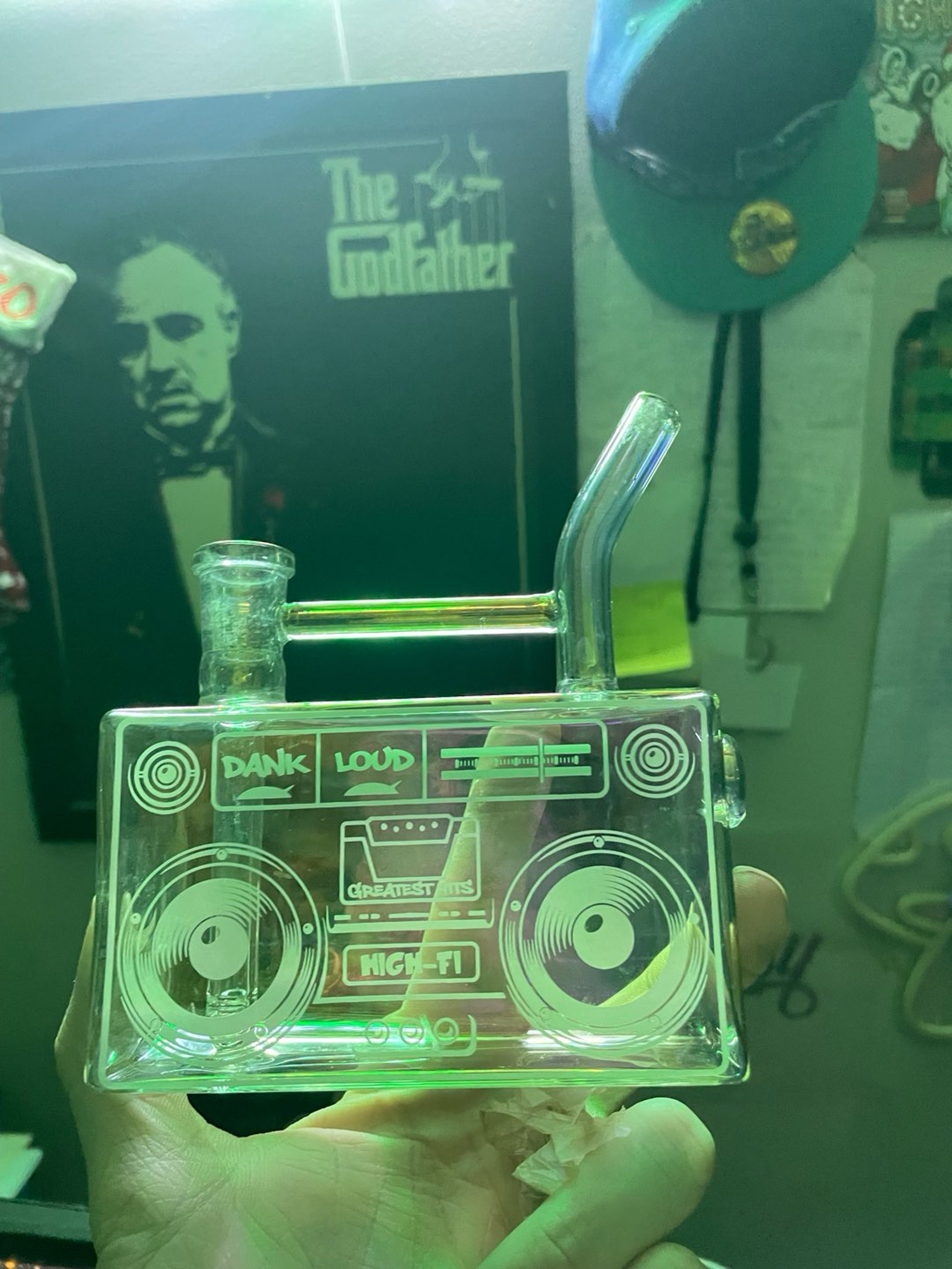 Preview pic of Daily high club bong/rig