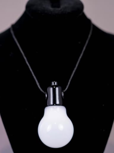 Preview pic of Diet Lightbulb Pendant