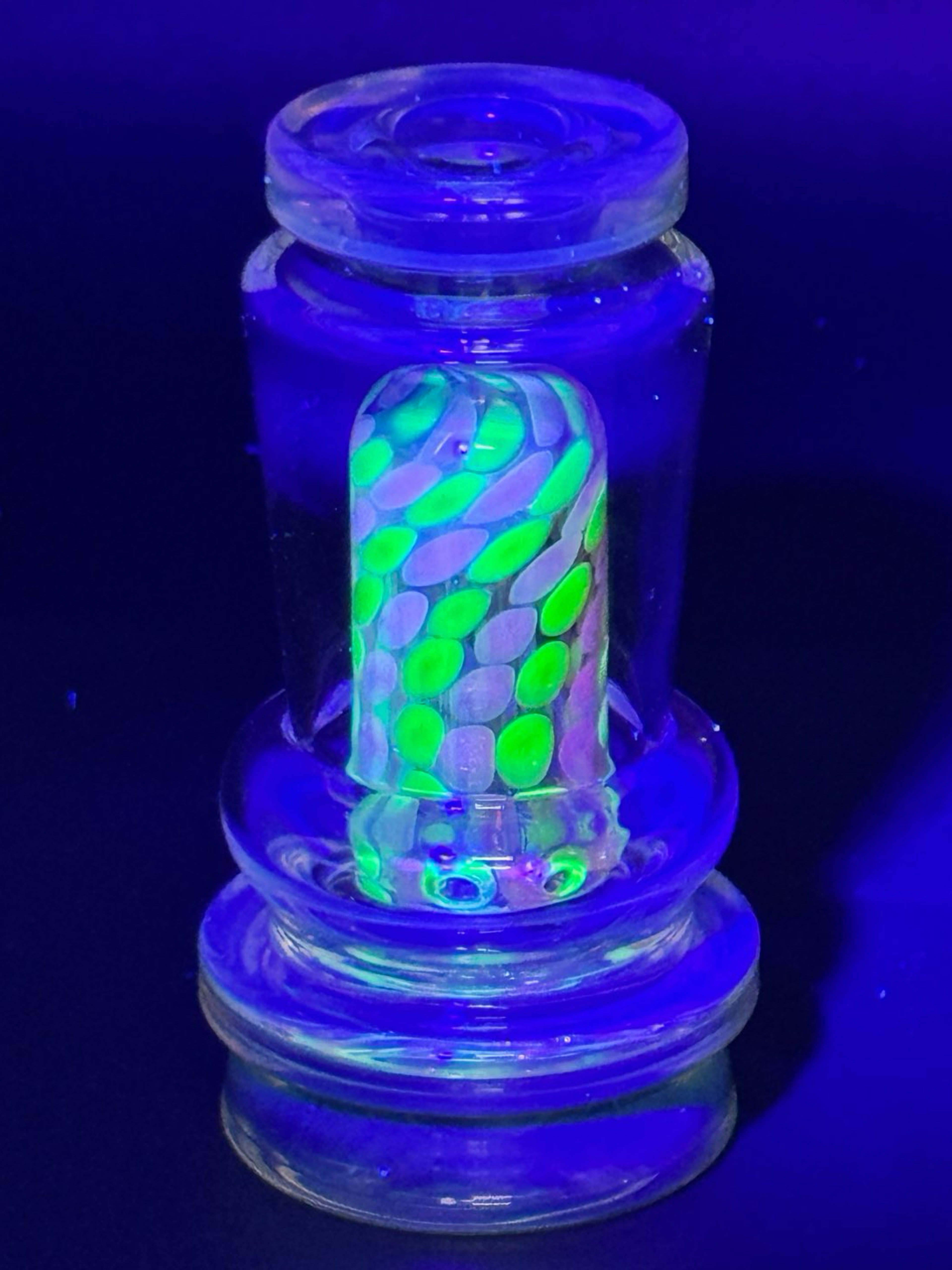 Preview pic of Spiders Glass - Mini 22’ 3-Hole Fumed UV