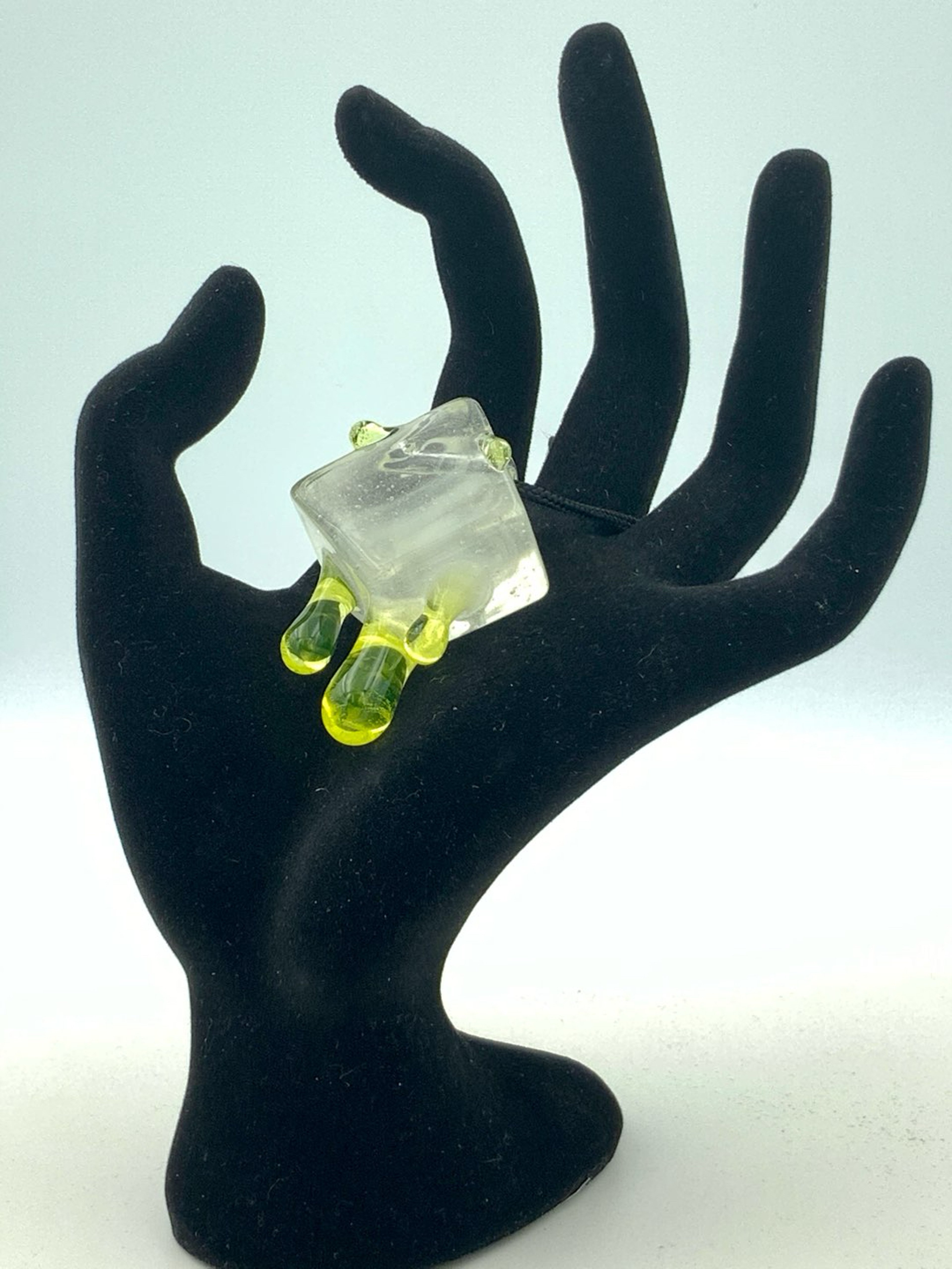 Preview pic of Chaka Ice Cube UV Pendy