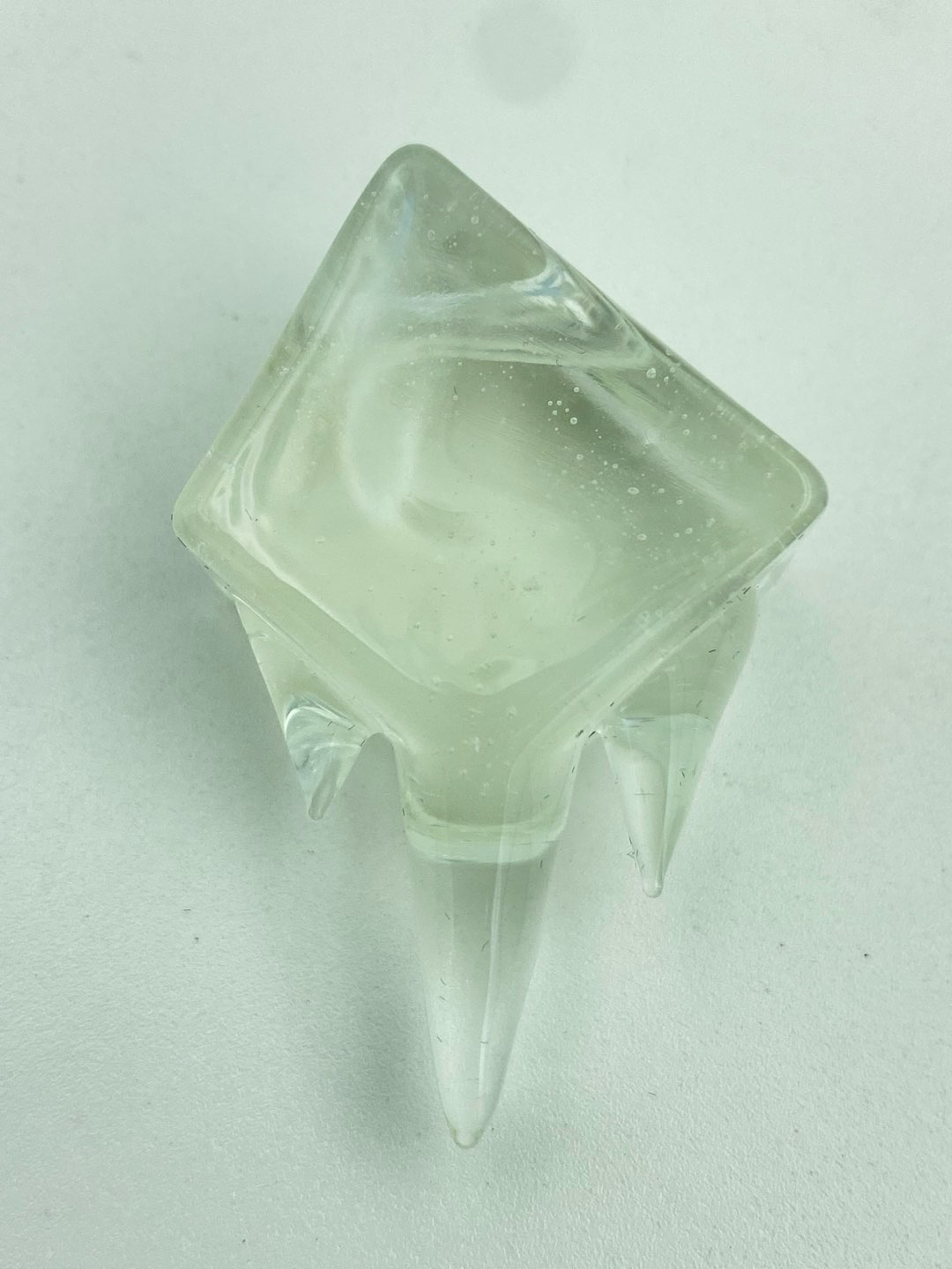 Preview pic of Chaka UV Ice Cube Pendy