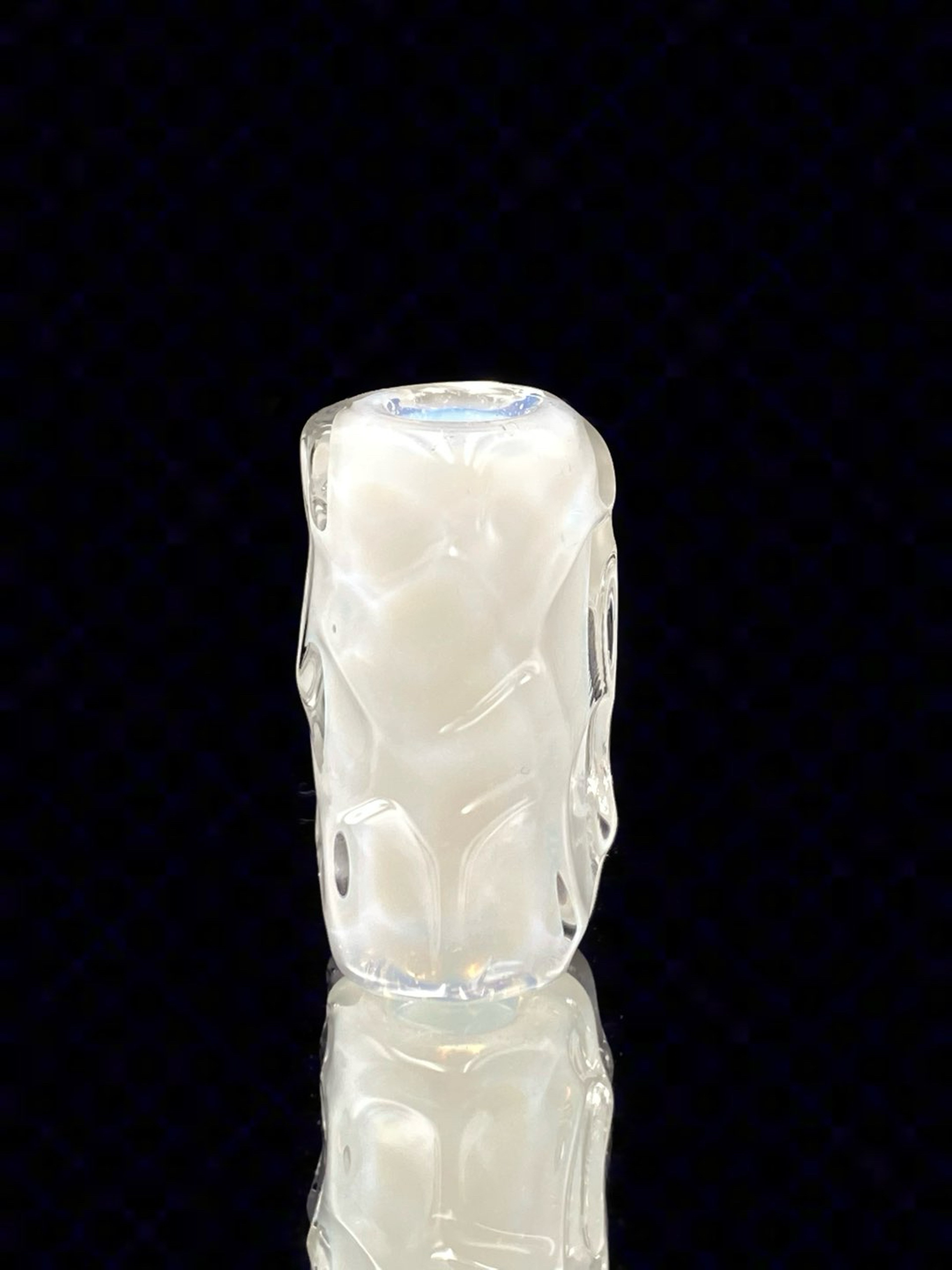 Preview pic of Chaka Secret White Ice Cave Bead