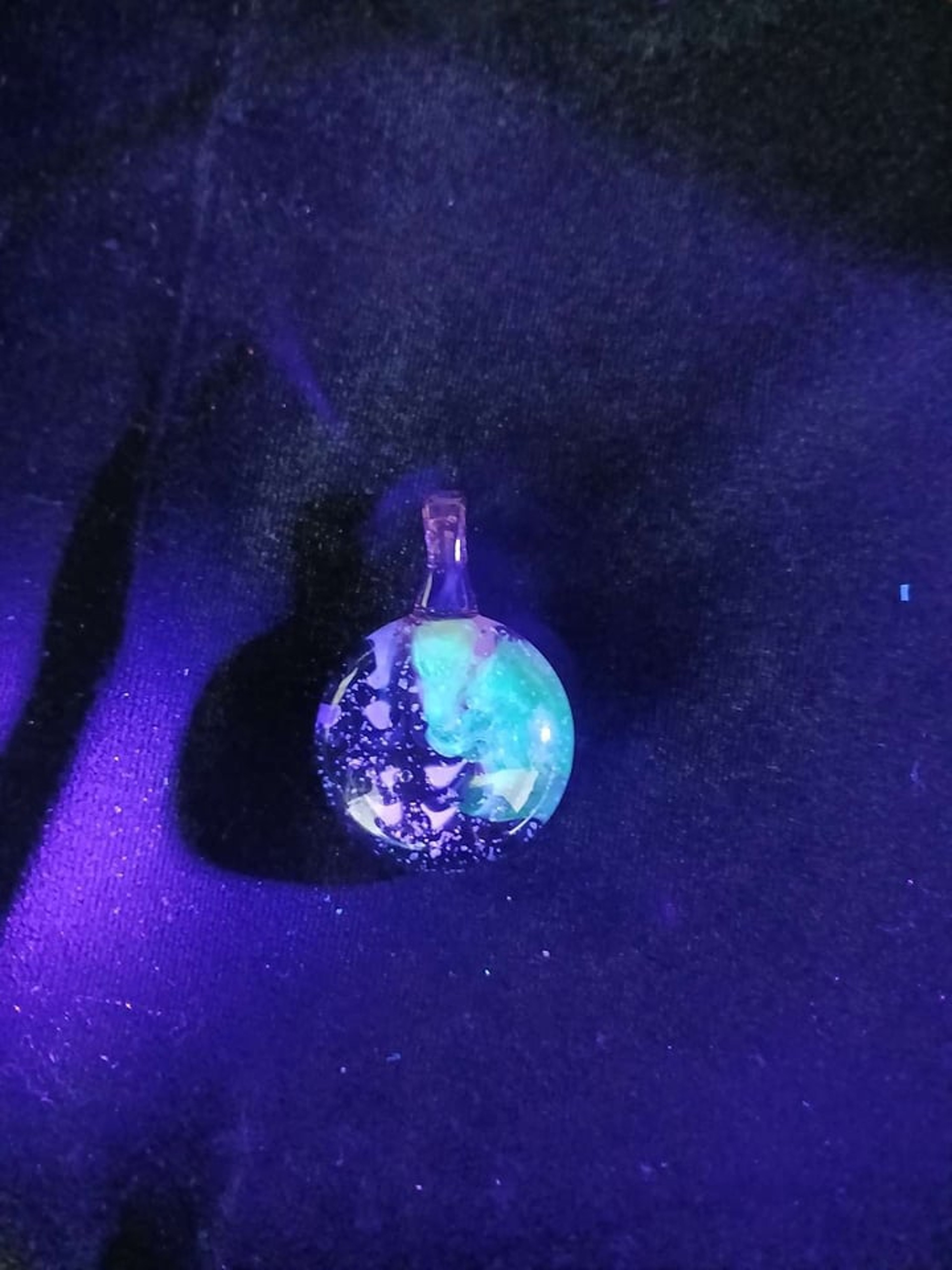 Aura borealis: Land and Space pendant image 0