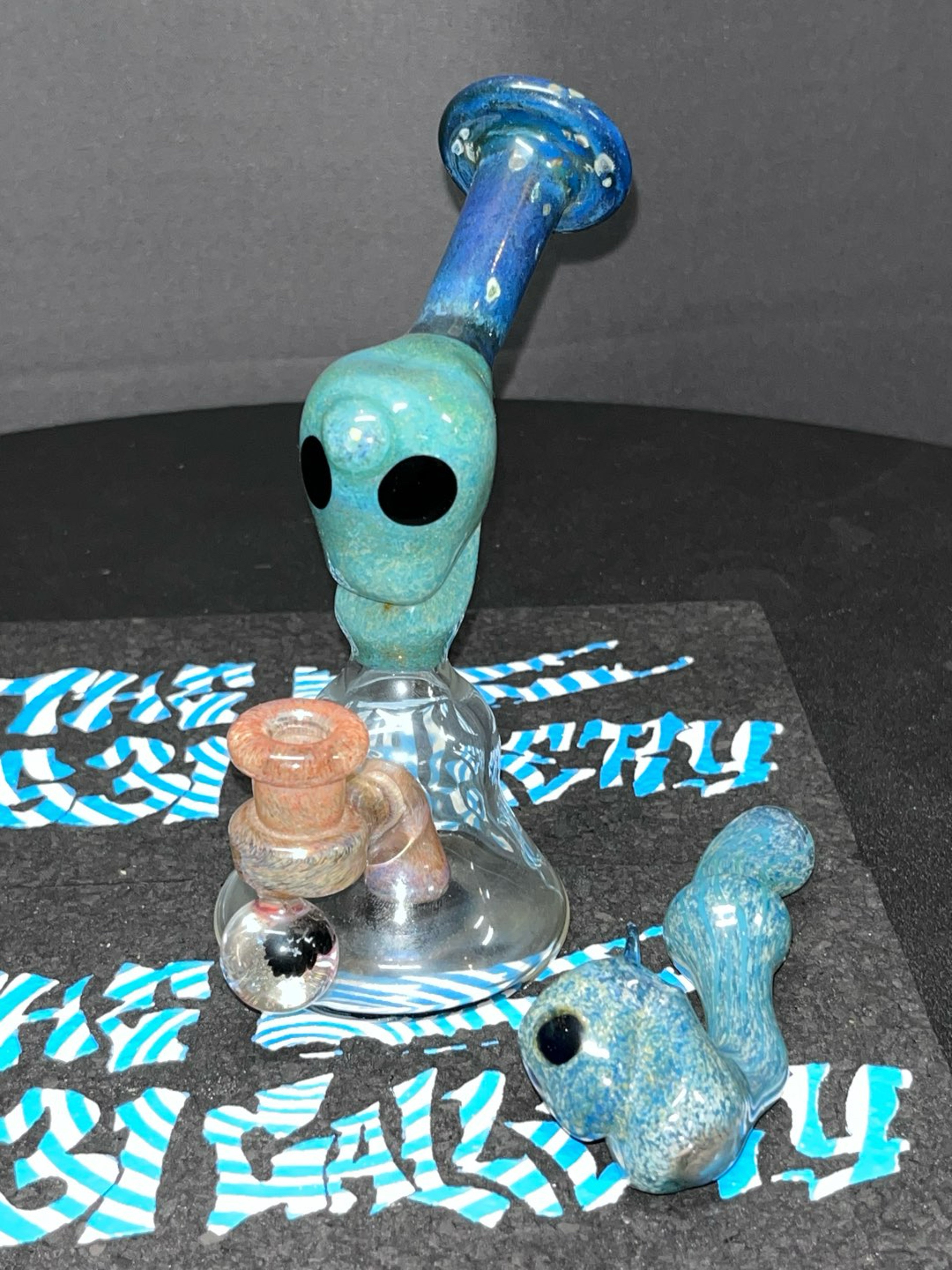 Preview pic of Alien rig and alien hand pipe set