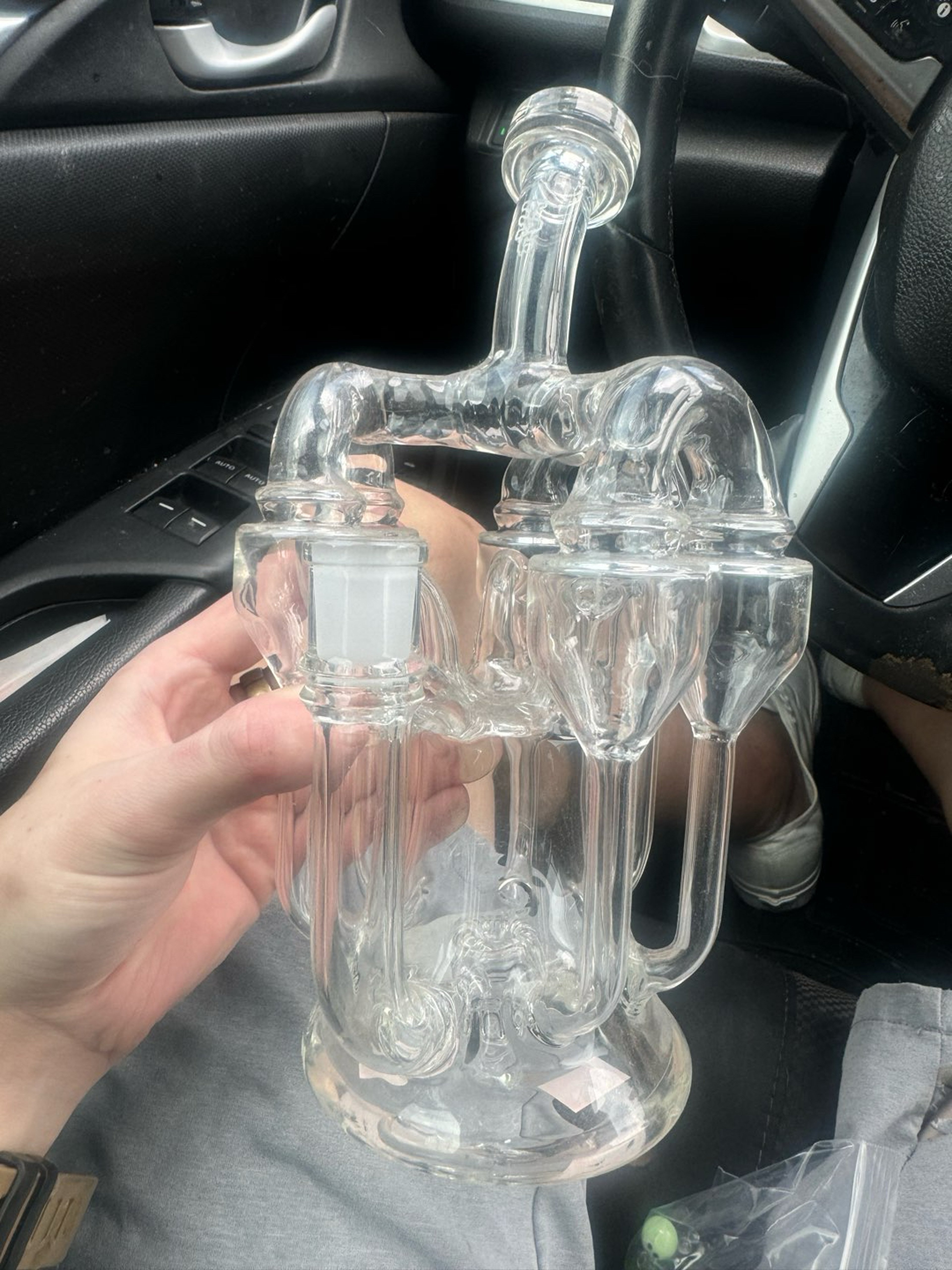 Preview pic of TAG 8" Donut Perc Sextuple Recycler