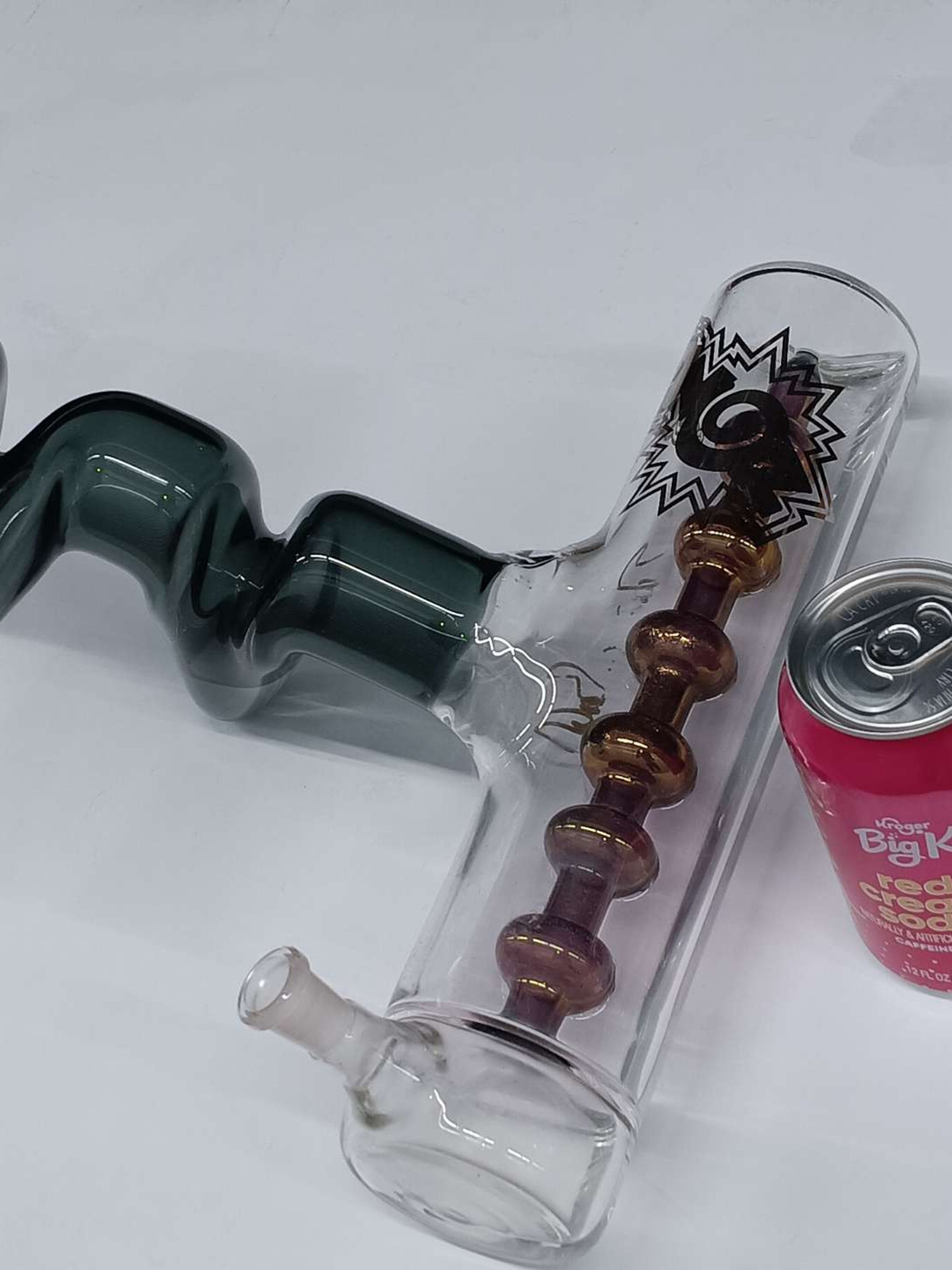 Preview pic of Zong.... pretty sweet... autographed