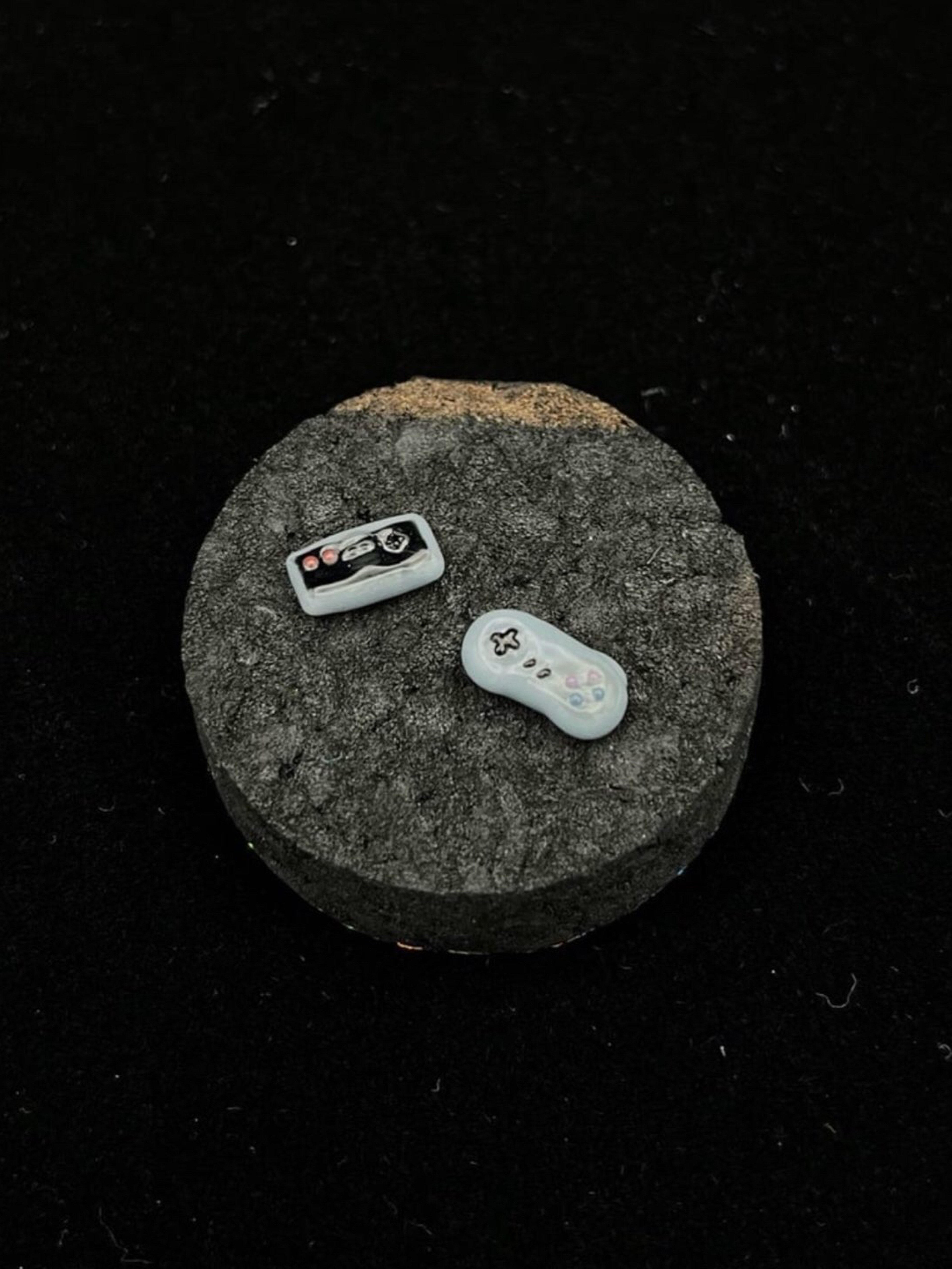 Preview pic of Super Nintendo & NES Controller Terp Pearls by Dematteoart