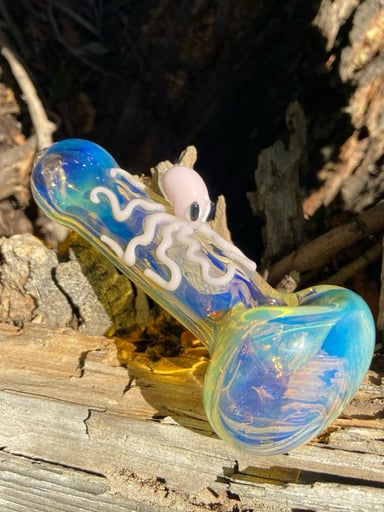 Preview pic of Silver fumed Glass Pipe Pink Octopus Glass