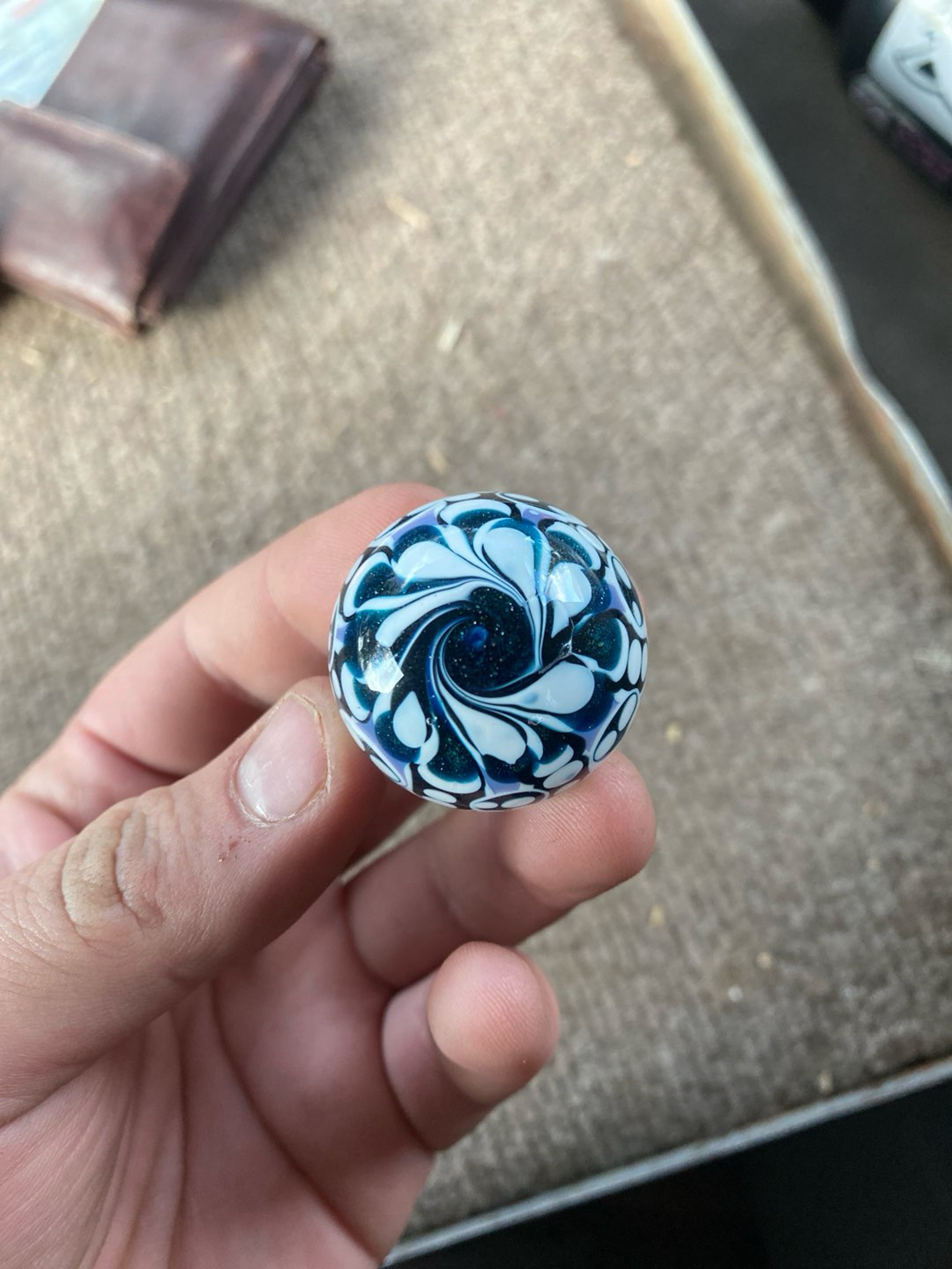 Preview pic of Dot stack large marb