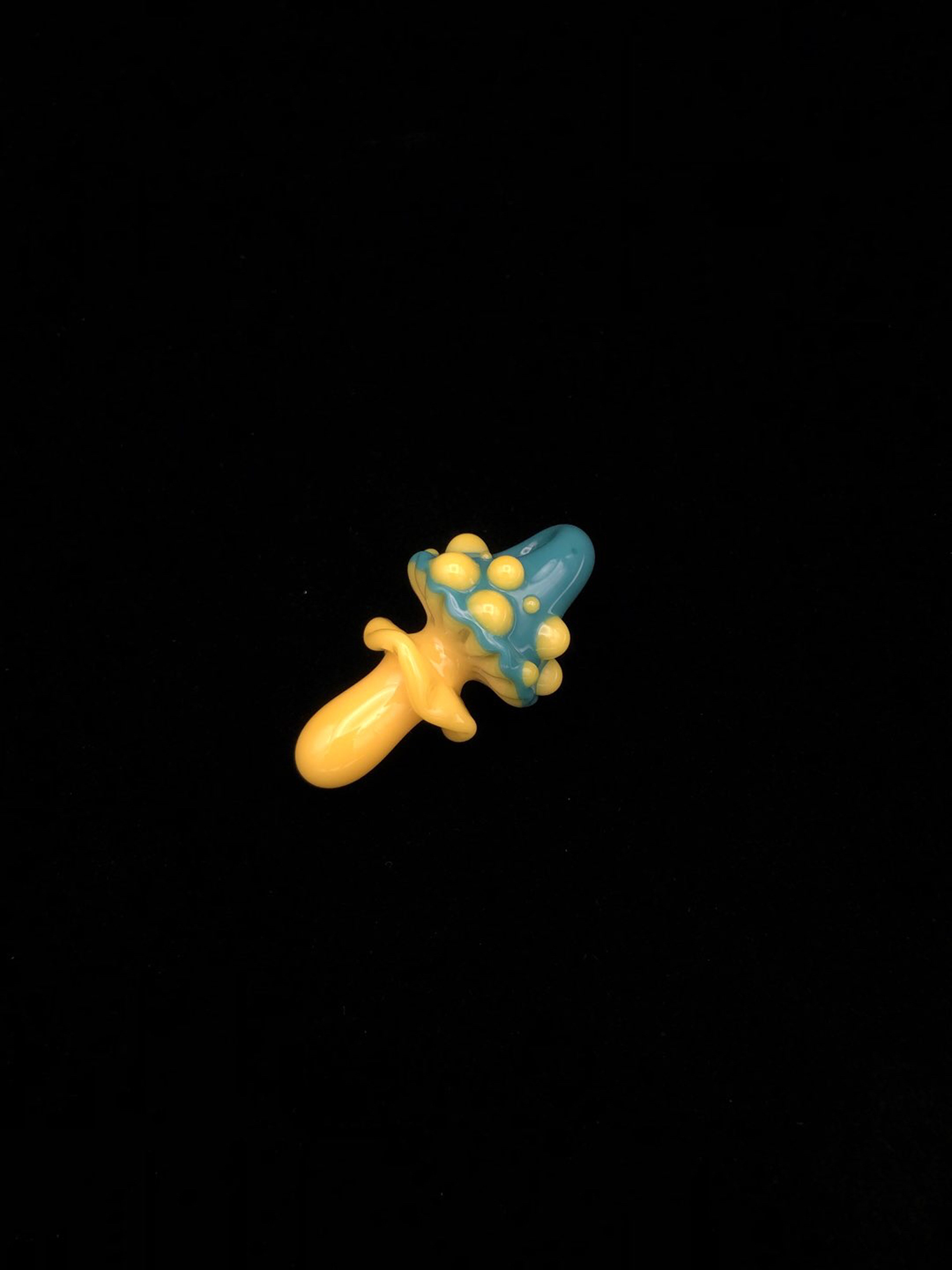 Preview pic of Mushroom Pendant by FinerGlass