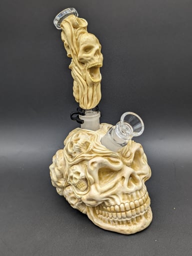 Preview pic of WANDERING SOULS DETACHABLE SKULL BEAKER
