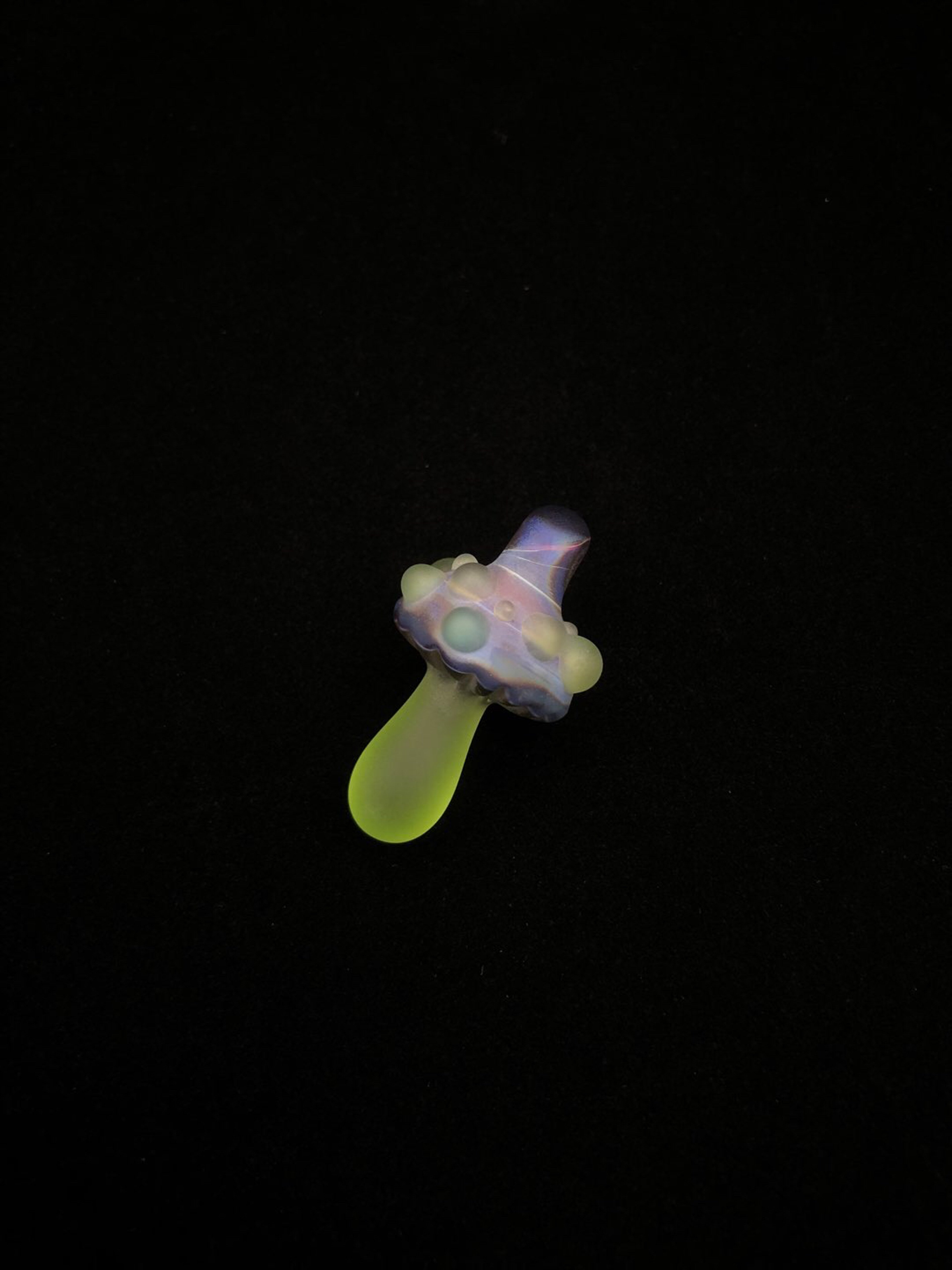 Preview pic of Mushroom Pendant by Finer Glass