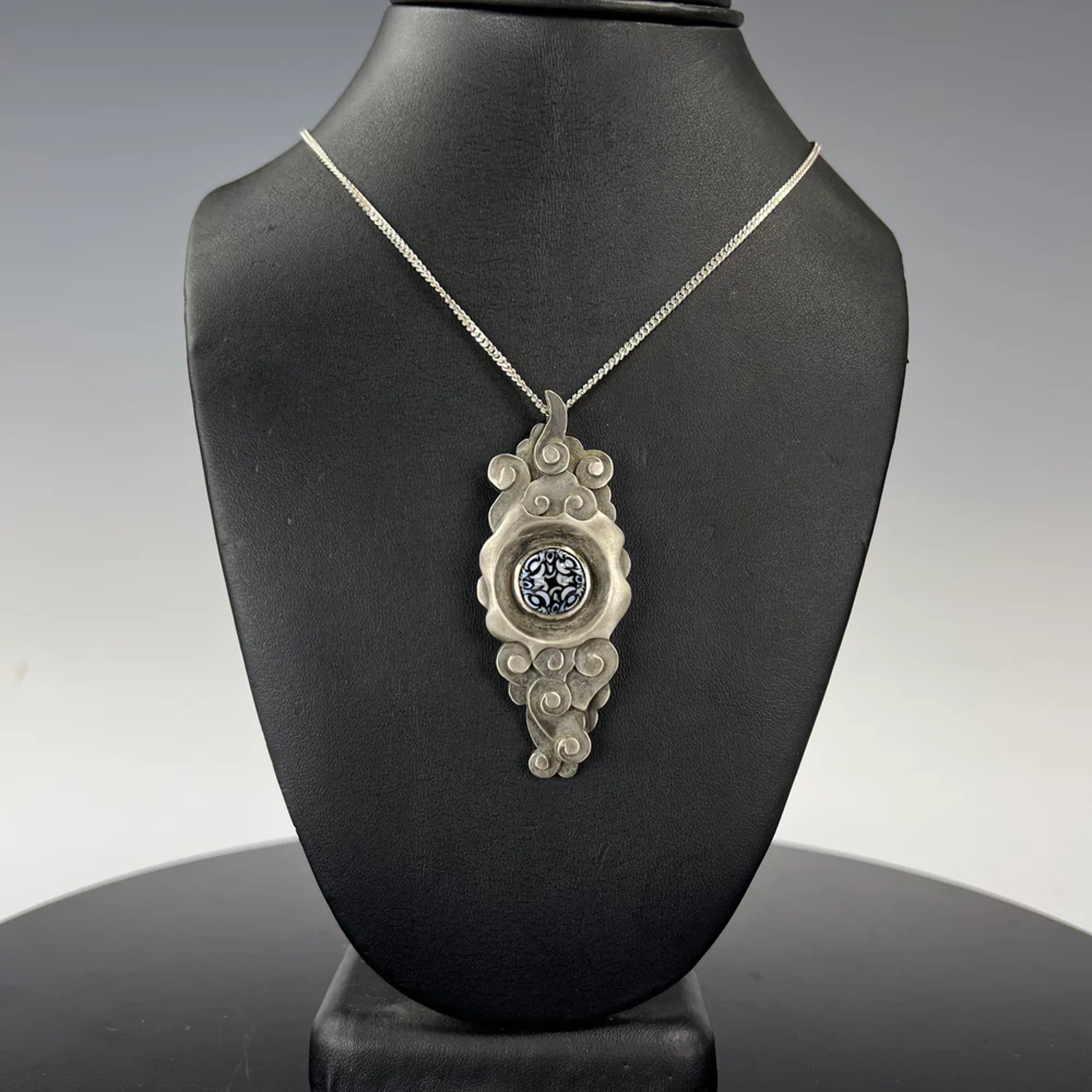 Preview pic of YUJI ISHI X YOSHINORI KONDO COLLABORATIVE PENDANT #2