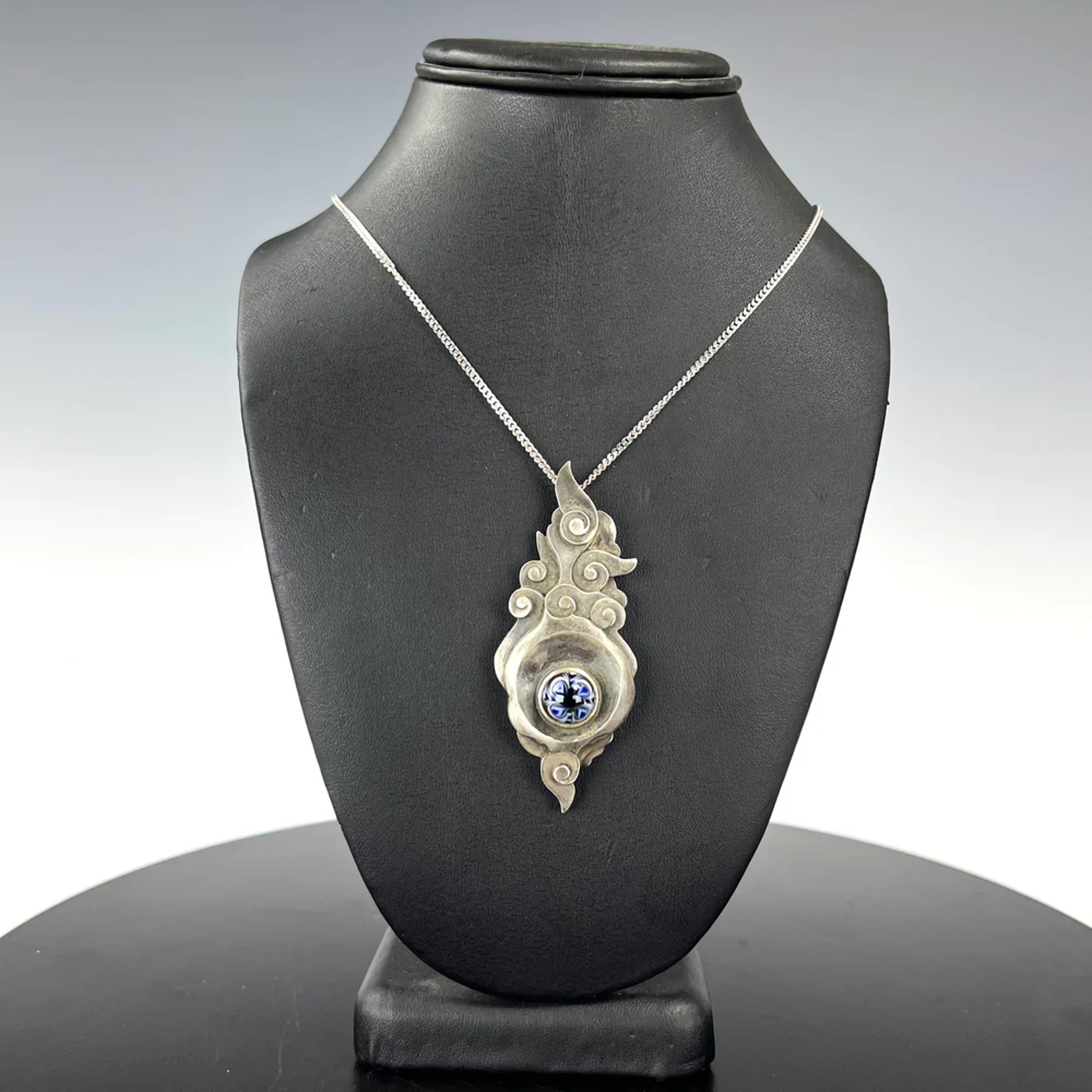 Preview pic of YUJI ISHI X YOSHINORI KONDO COLLABORATIVE PENDANT #3