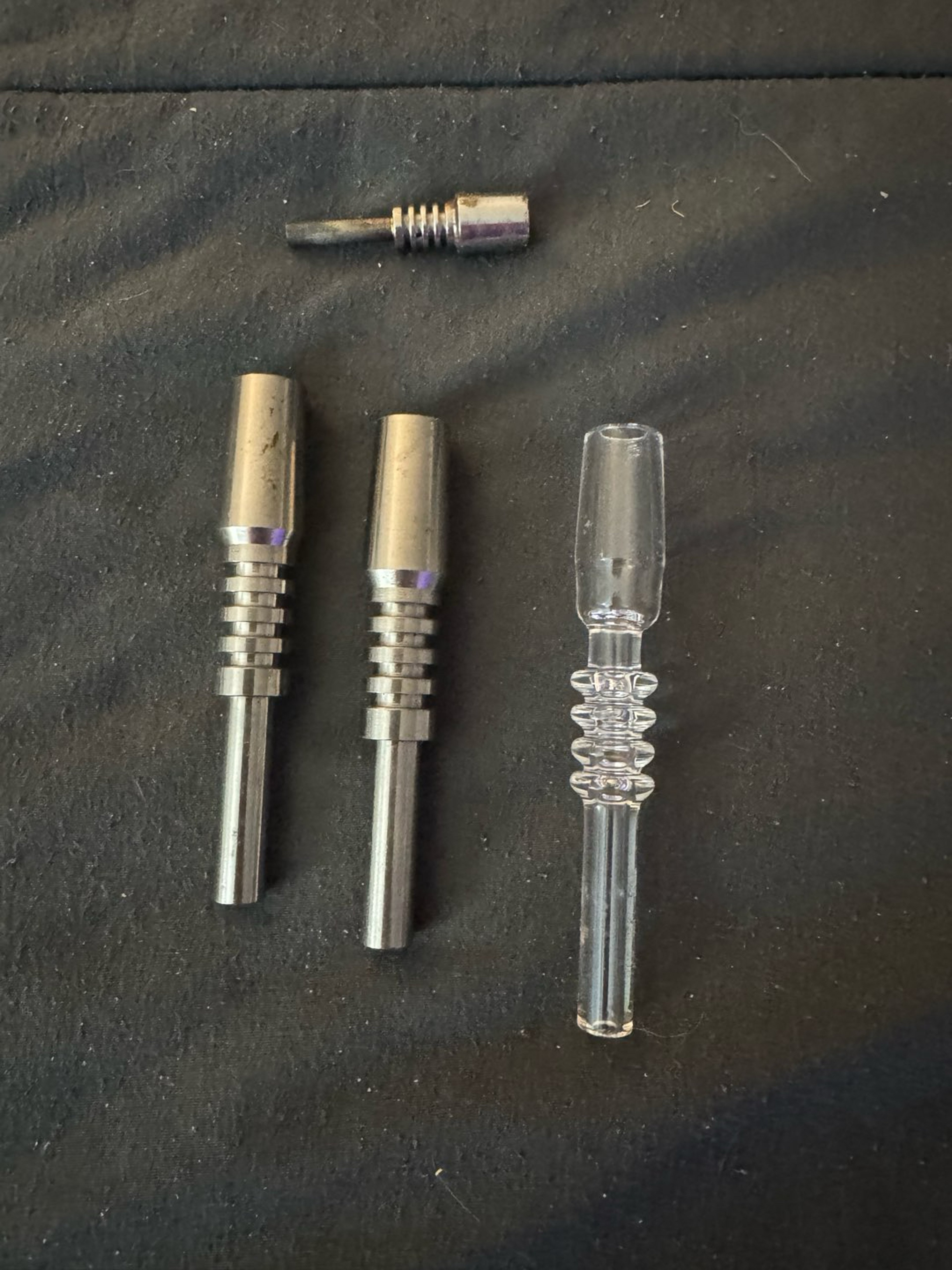 Preview pic of Nectar Collector Replacement Tips! 14mm! Two Titanium! 1 Quartz!