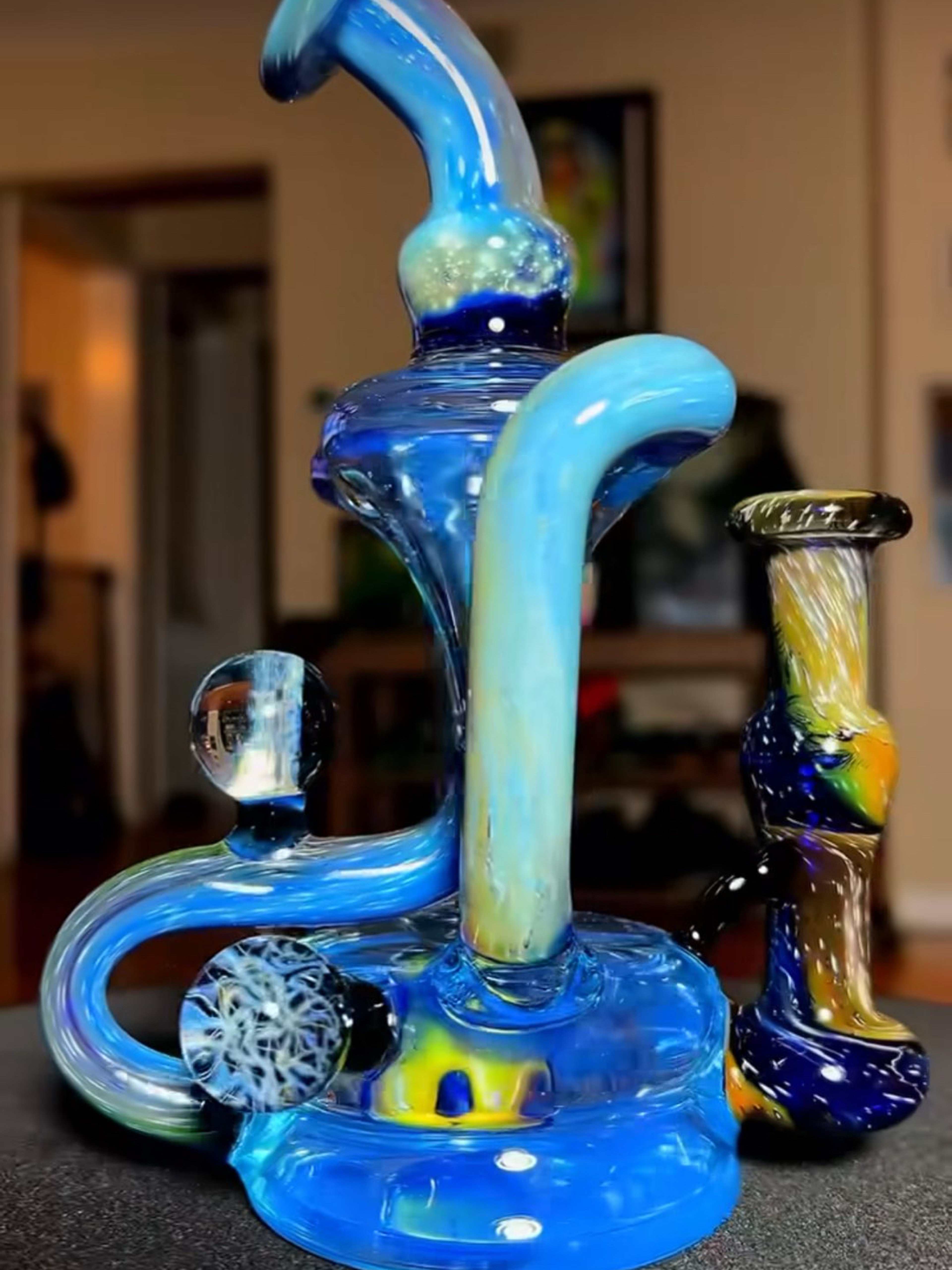 Preview pic of JMP glass art x Jzeff dual uptake recycler