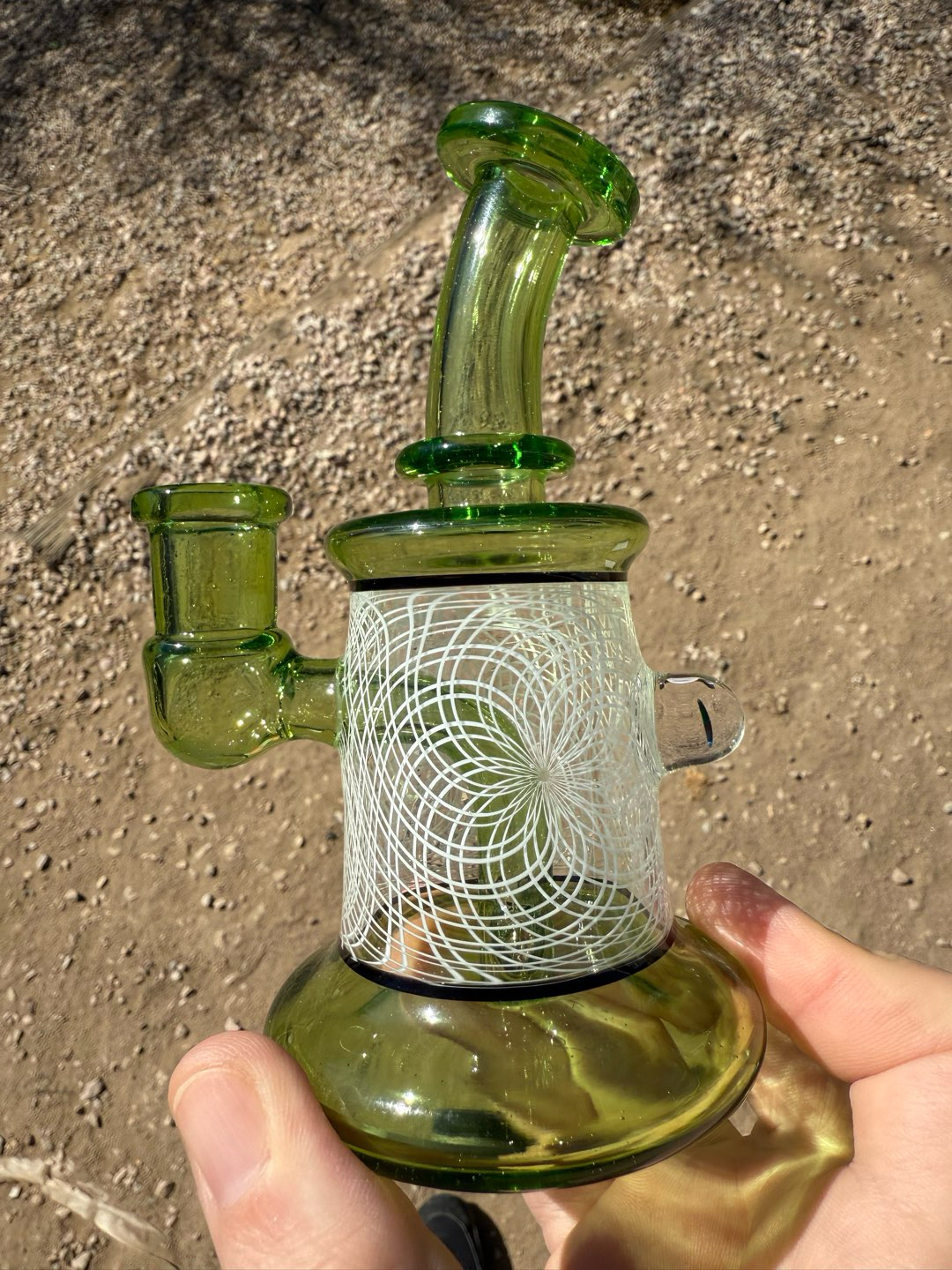 Preview pic of Haterade and White Retti w/Opal Daveman Glass