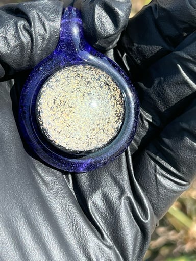 Preview pic of MattZ Purple/White Dichro Pendy