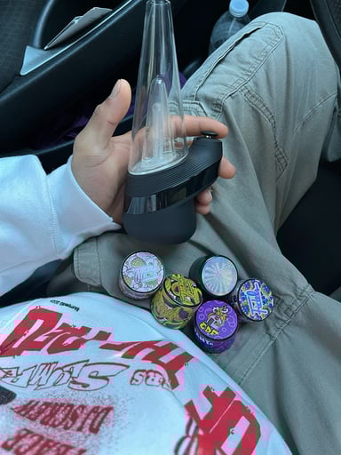 Preview pic of Puffco peak (150)