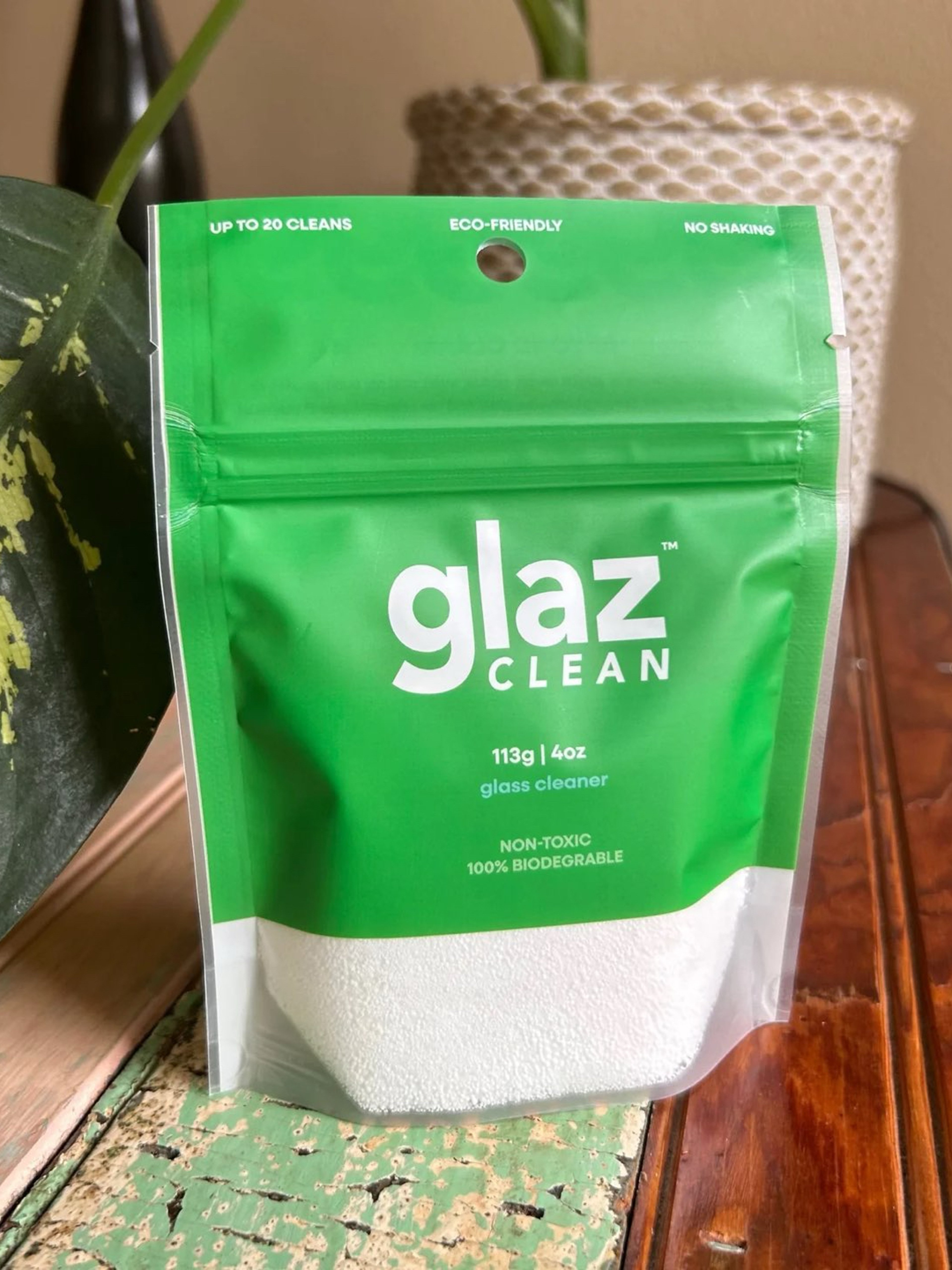Preview pic of Glaz Clean - Effervescent Glass Cleaner
