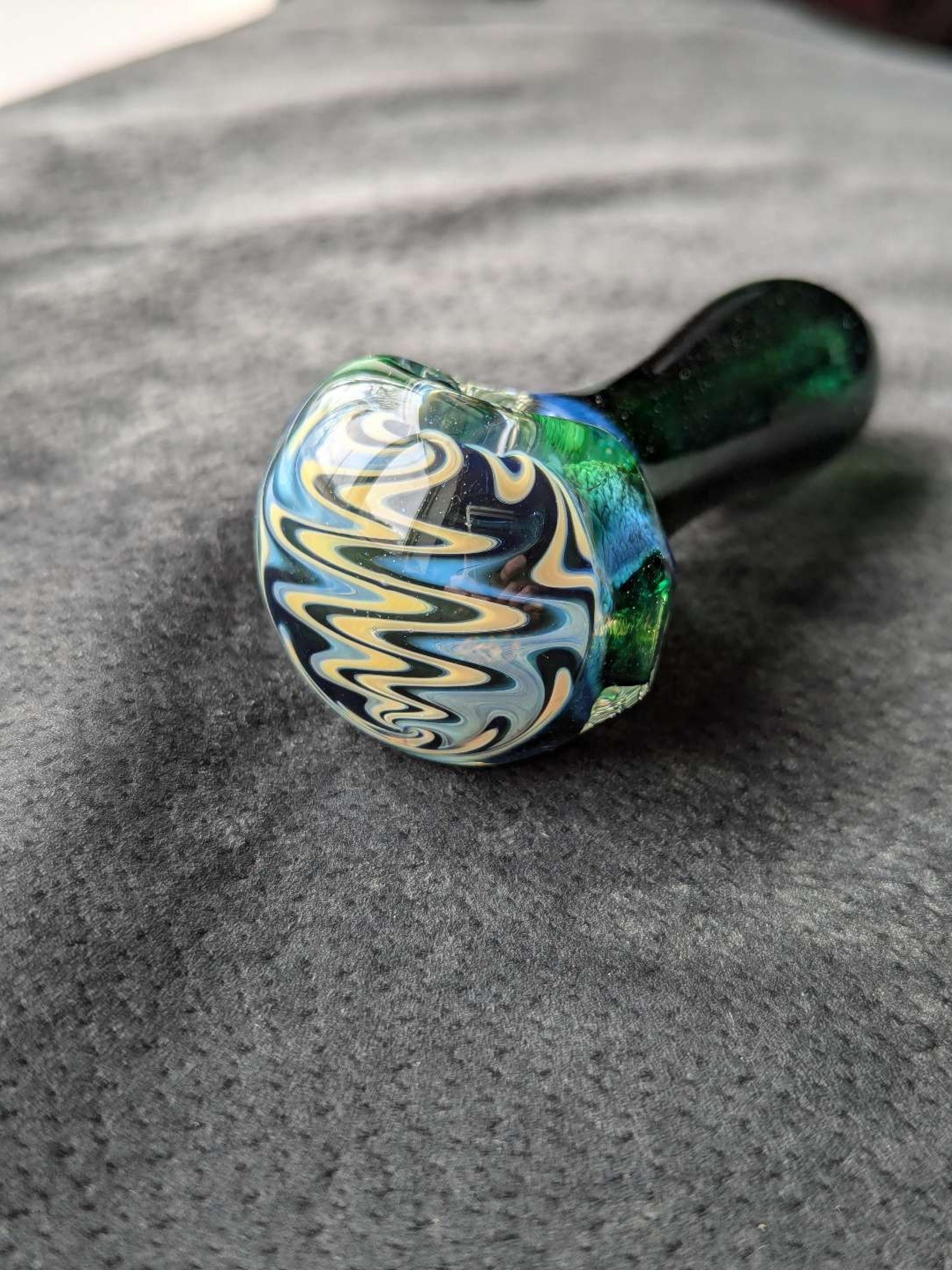 Preview pic of Green Wig Wag Handpipe