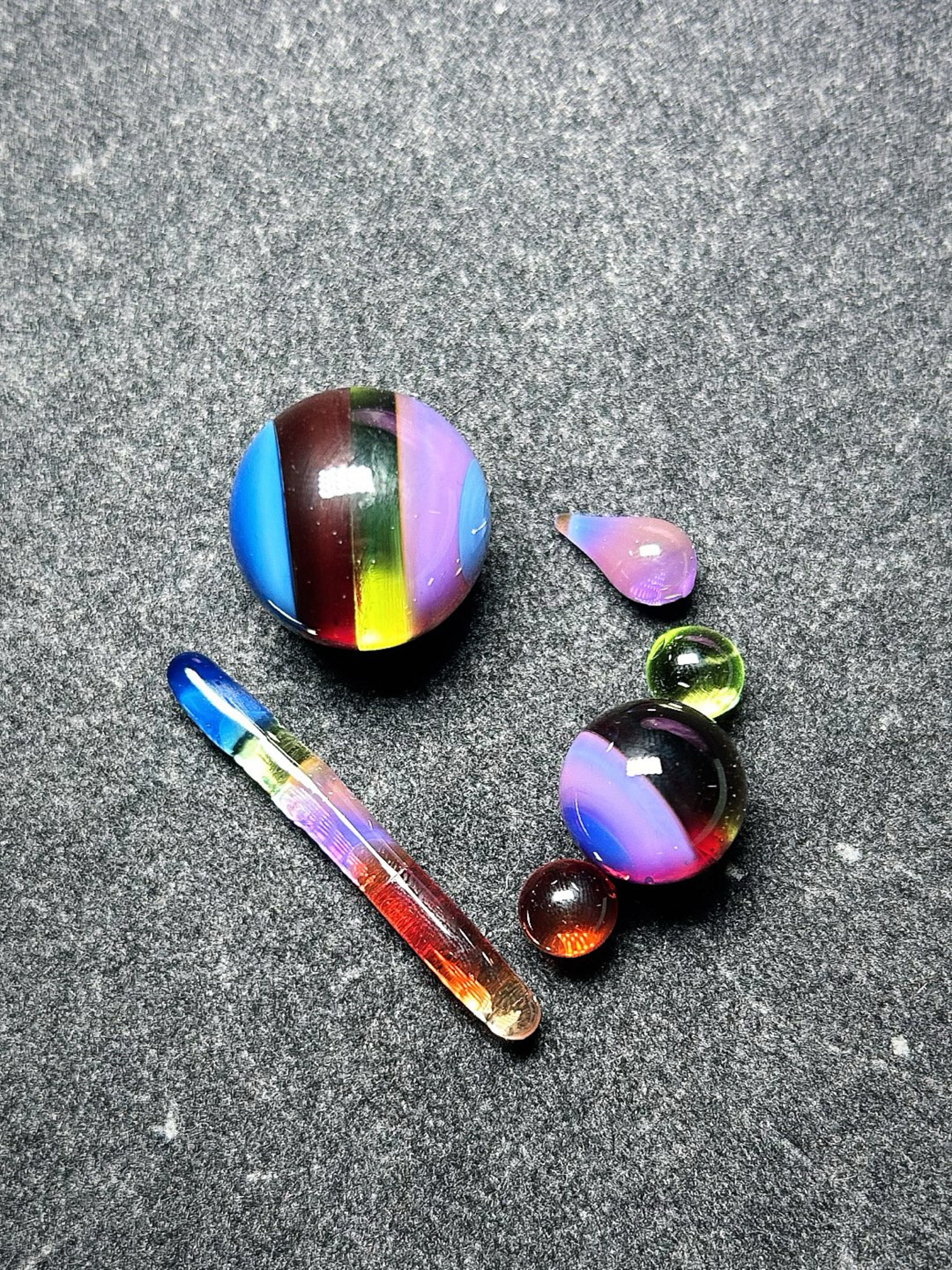 Preview pic of MarvinsGlass024 No Reserve Auction! 🌈