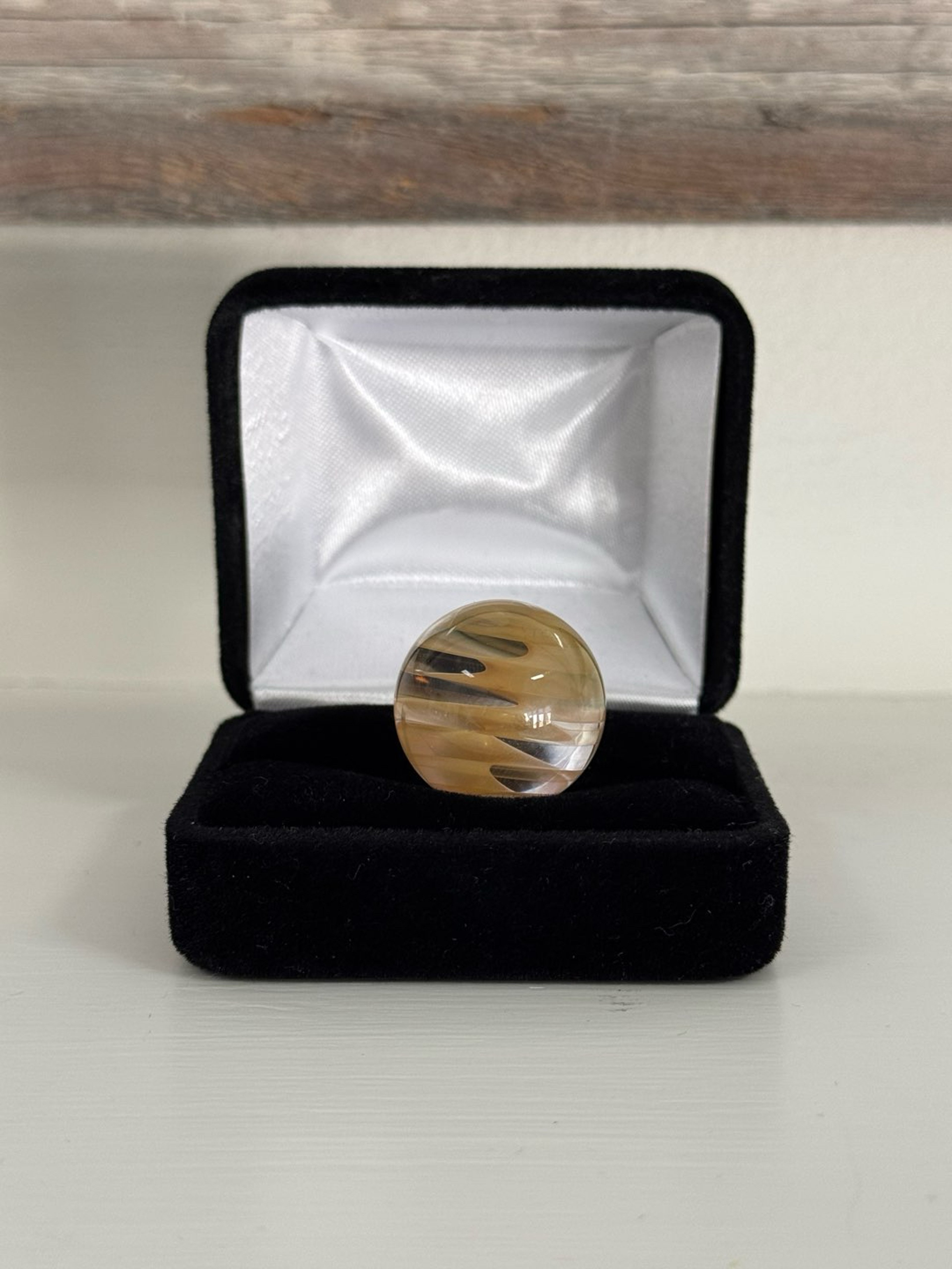 Preview pic of Ians Glass Fumed Fillagrano marble (22.66mm)