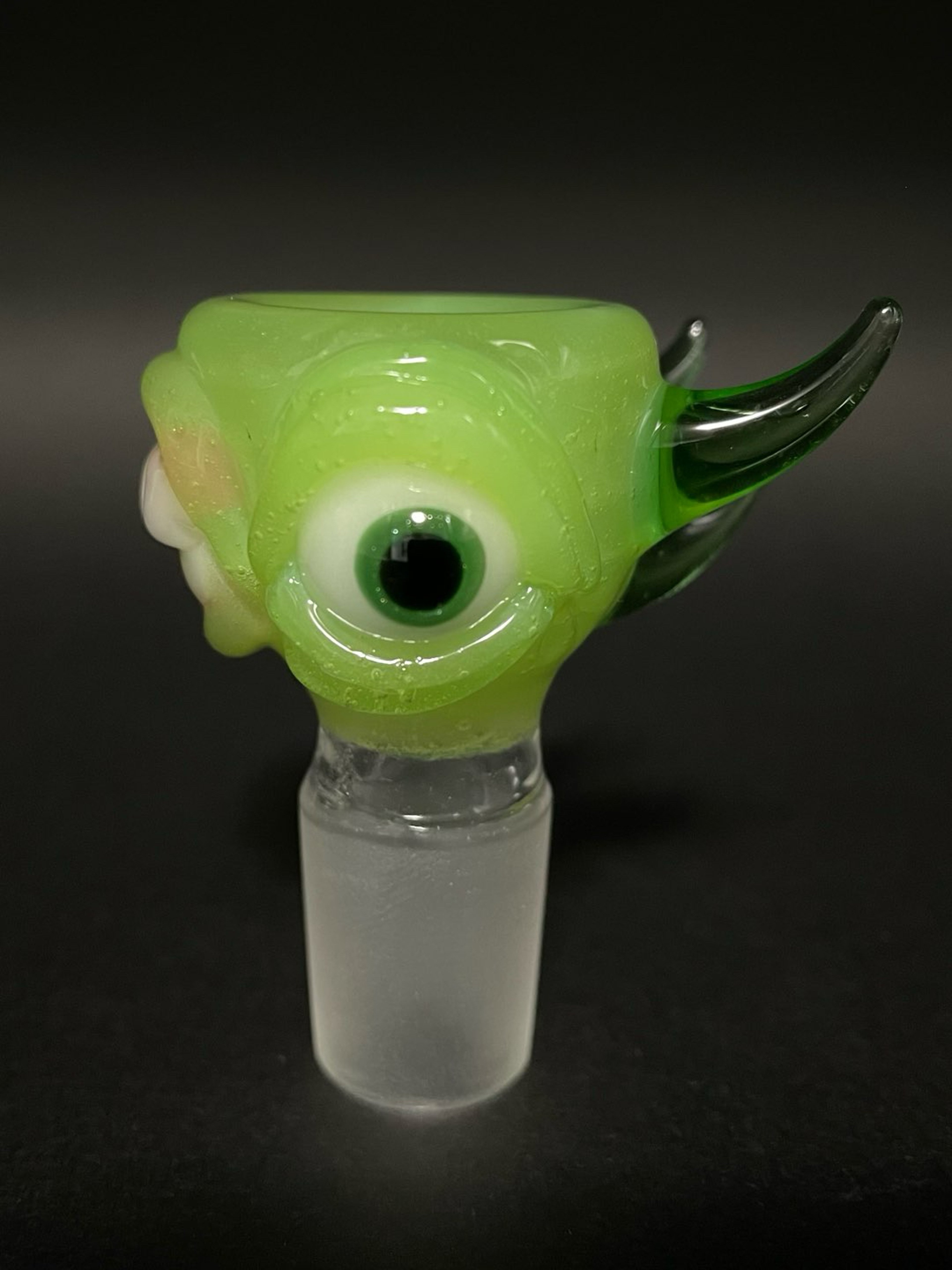 Preview pic of 18 mm green pistachio 4 hole cyclops slide