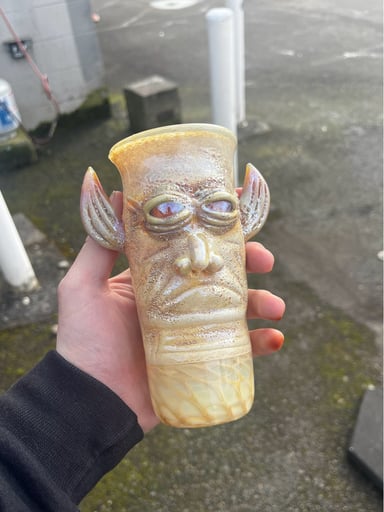 Preview pic of "Muggle" 12 oz beer mug