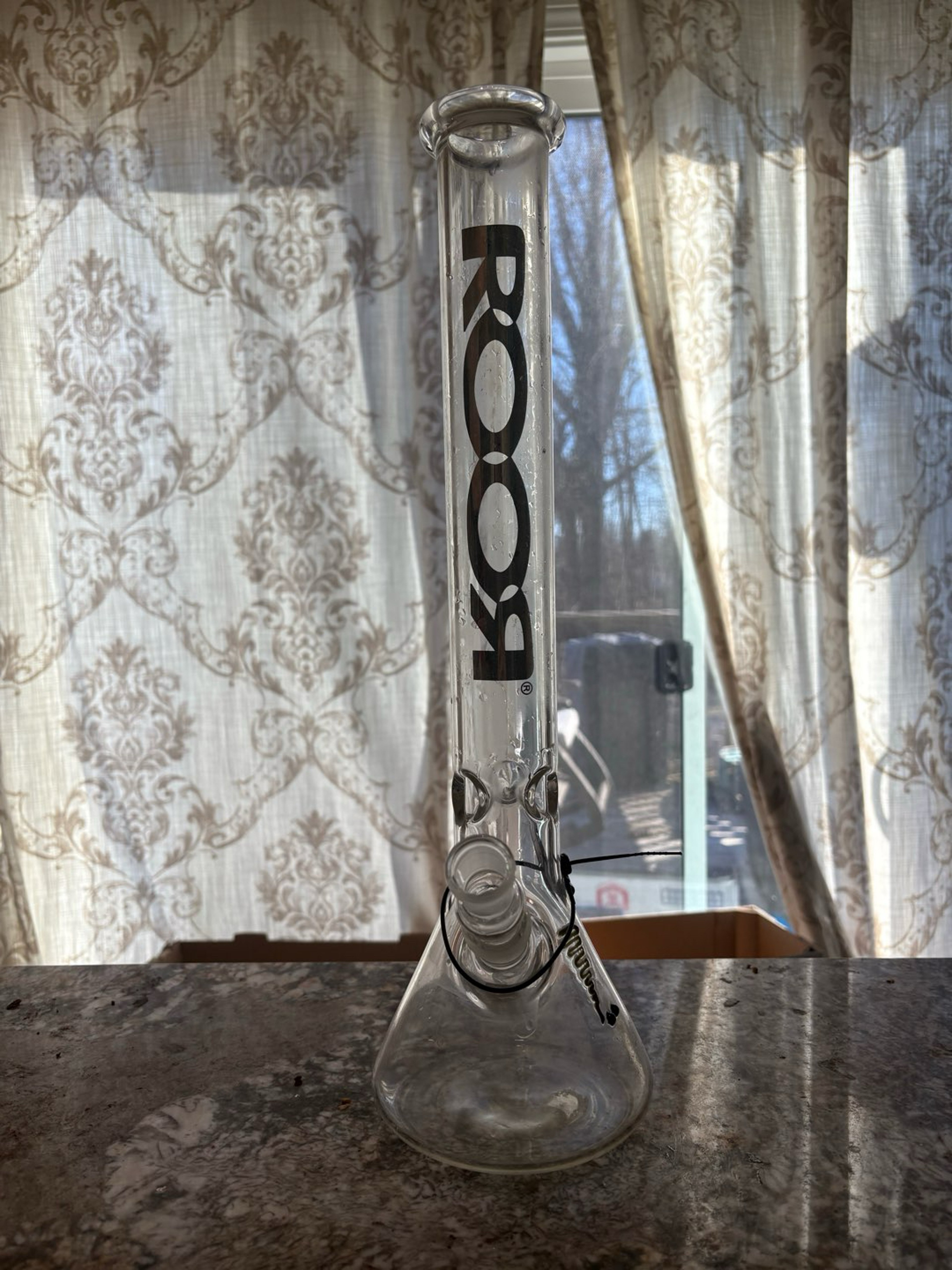 Preview pic of Silver full szed 18” Roor beaker
