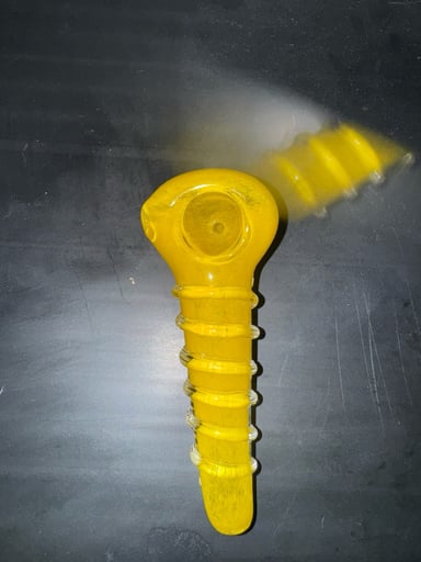 Preview pic of Yellow Swirl Pipe