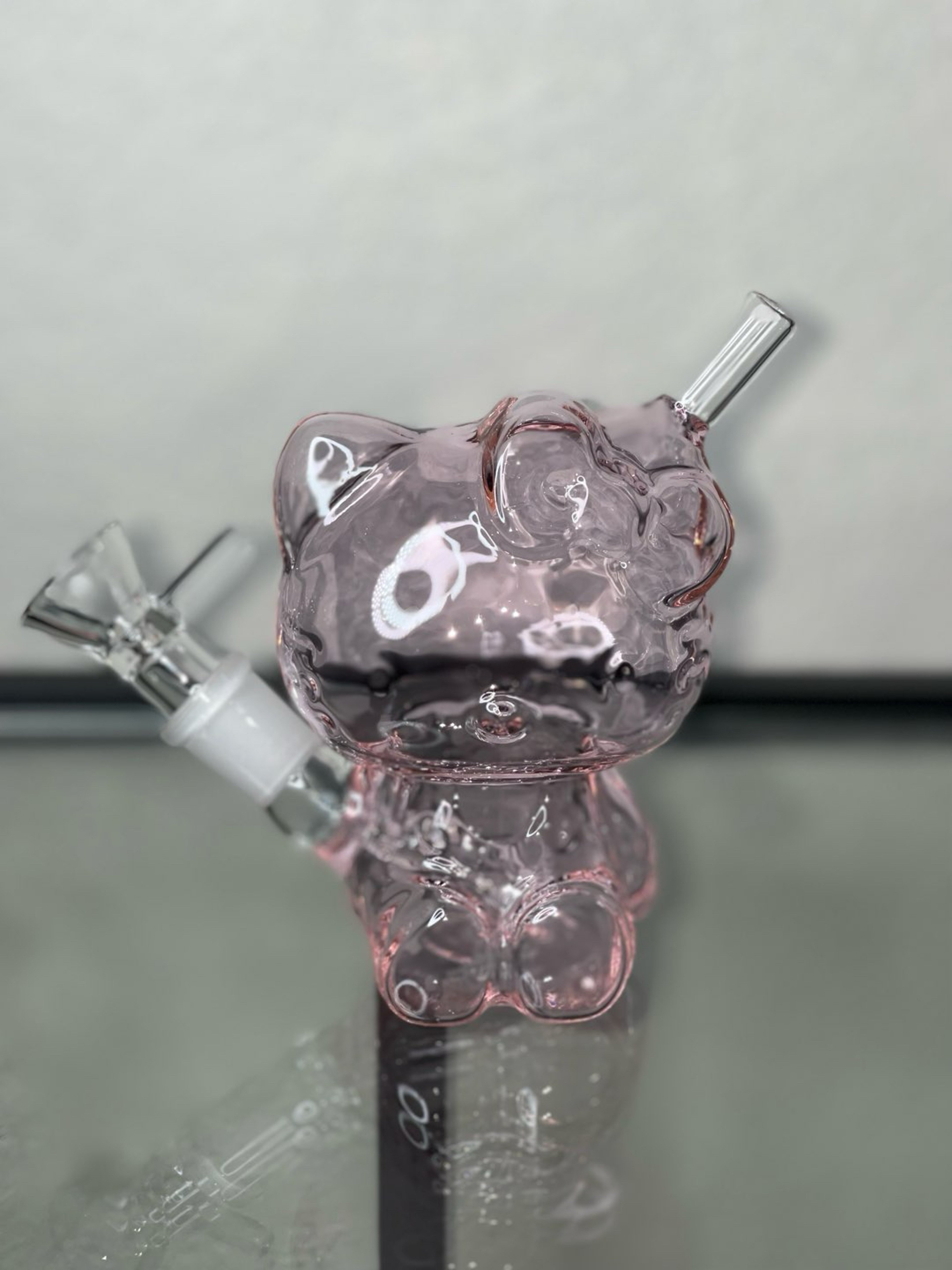Preview pic of Pretty puffers Hello Kitty bubbler