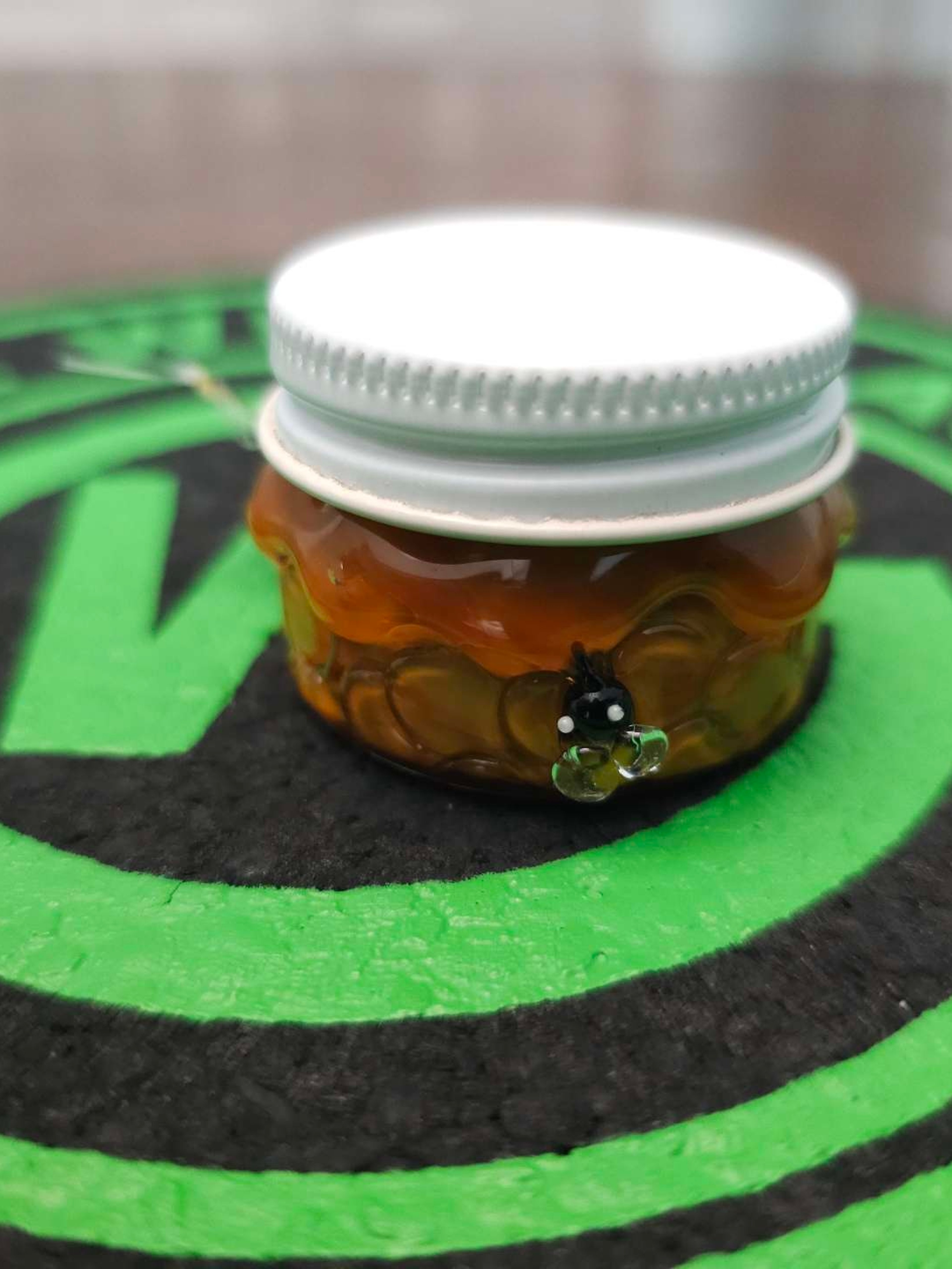 Preview pic of Empire Glassworks Honeycomb Terp Jar (new) rare low reserve 50$!!