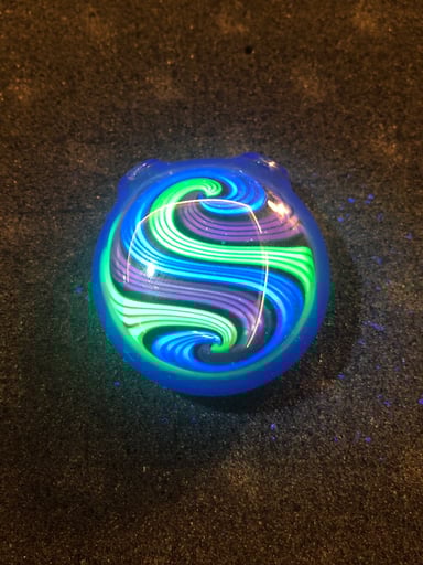 Preview pic of Kman uv (rainbow) hollow pendant