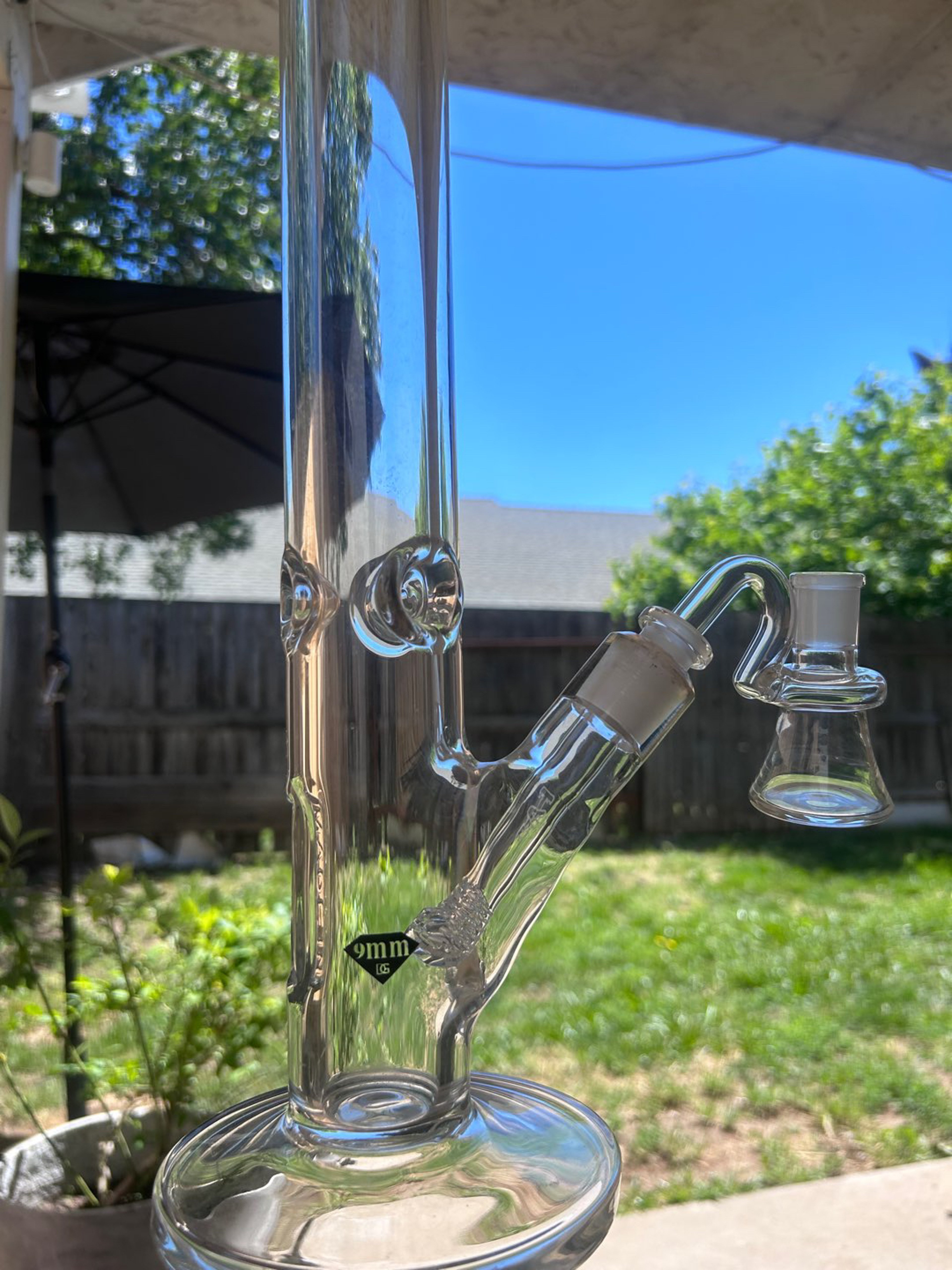 Preview pic of Thick Diamond tube with dry catch